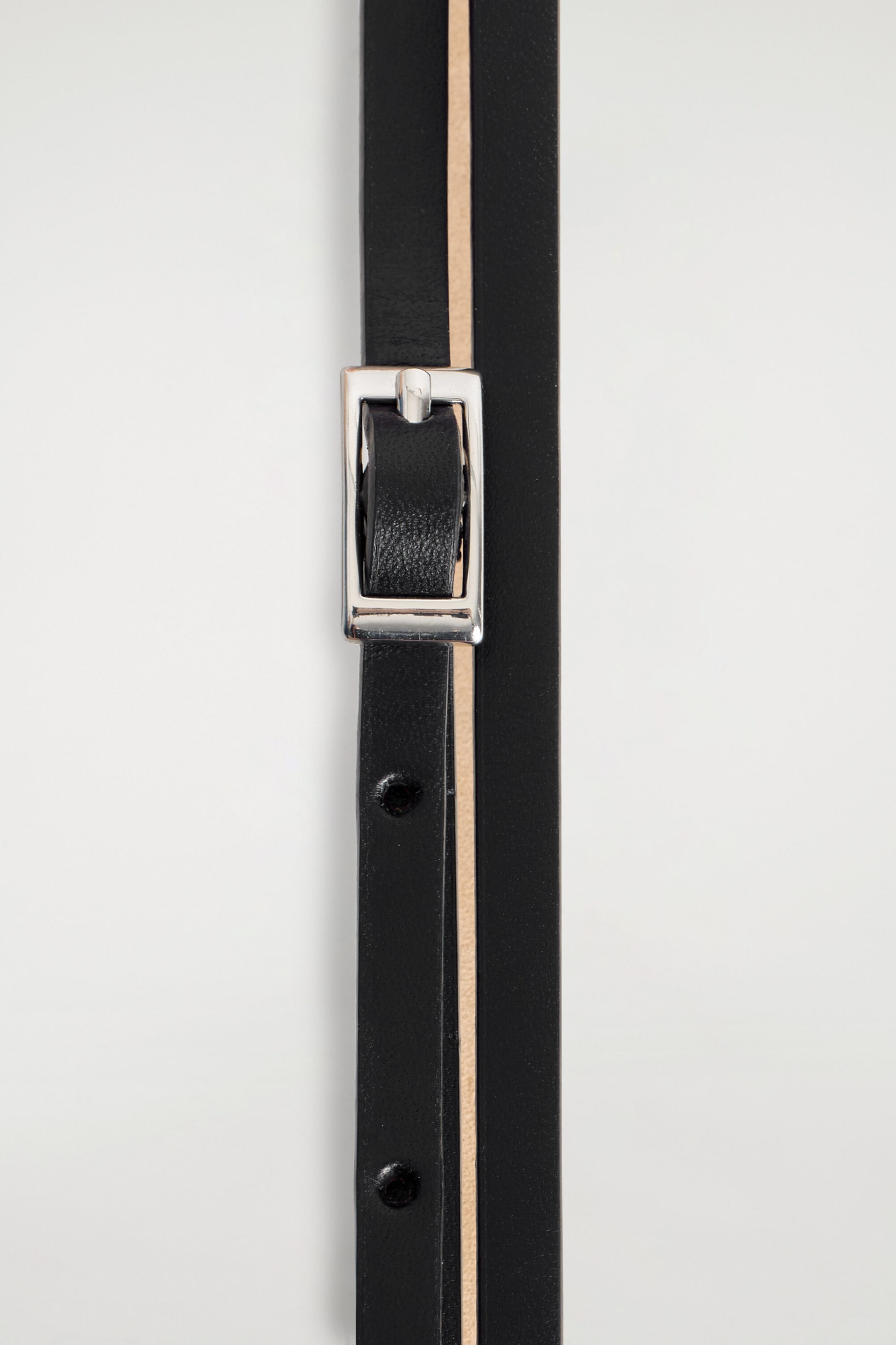 StillMedia/DescriptiveDetail