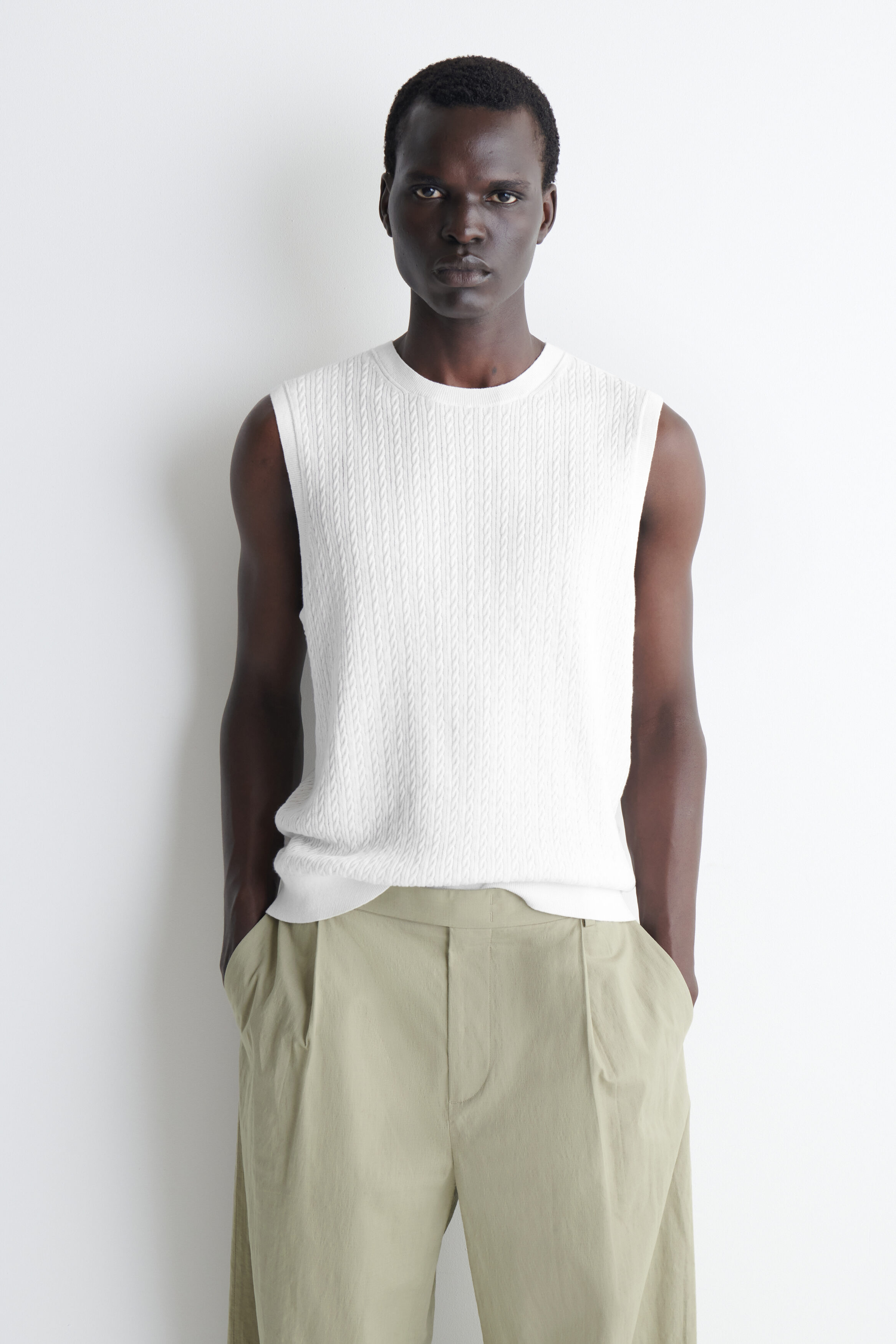 CABLE-KNIT COTTON-LINEN TANK TOP - WHITE | COS US