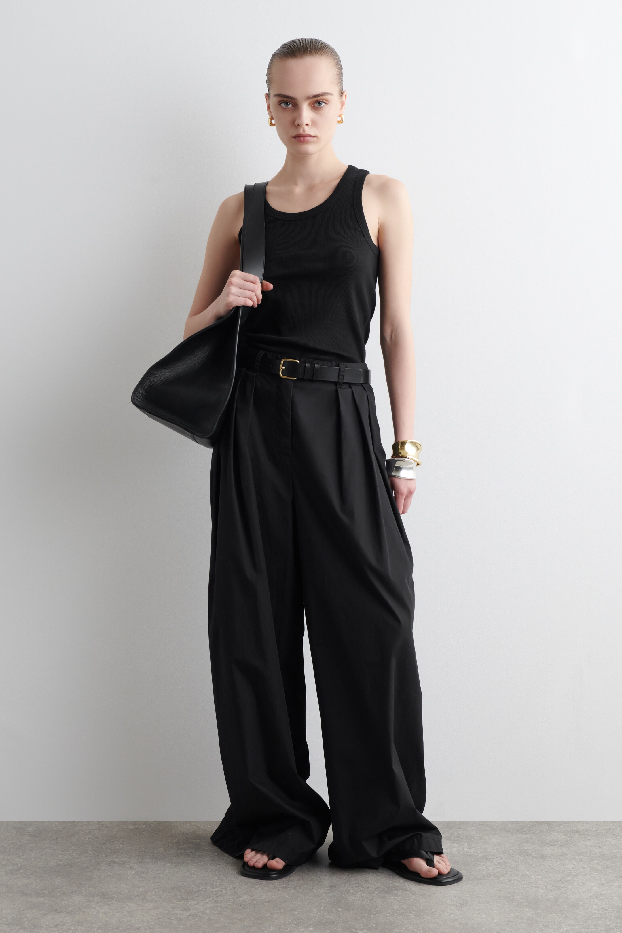 Grotere afbeelding bekijken: GERIBBELDE TANKTOP - zwart - DAMES | H&M BE 4