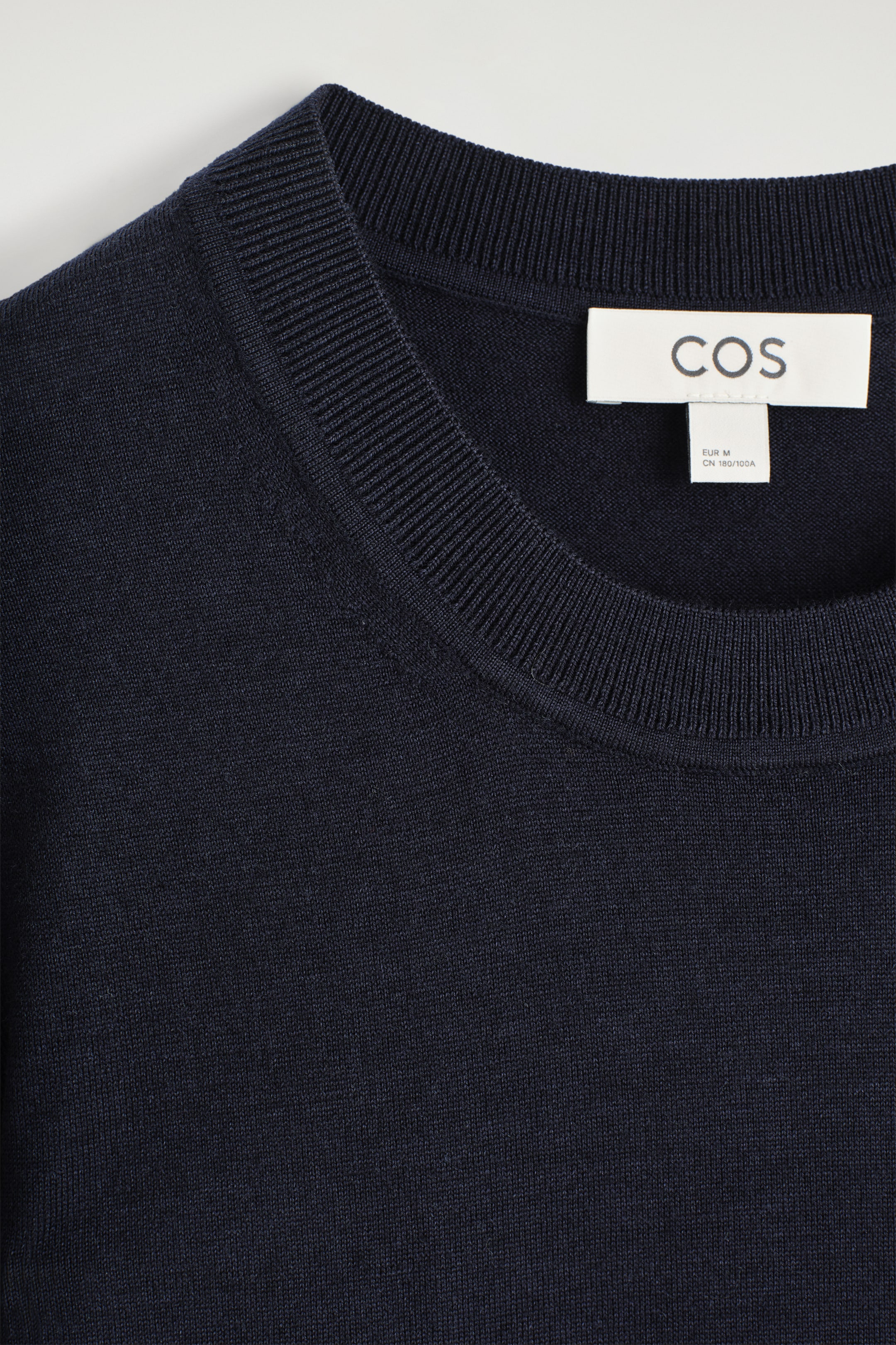 Agrandir l'image: PULL SLIM À COL ROND EN LAINE MÉRINOS - BLEU MARINE - HOMME | H&M FR 7