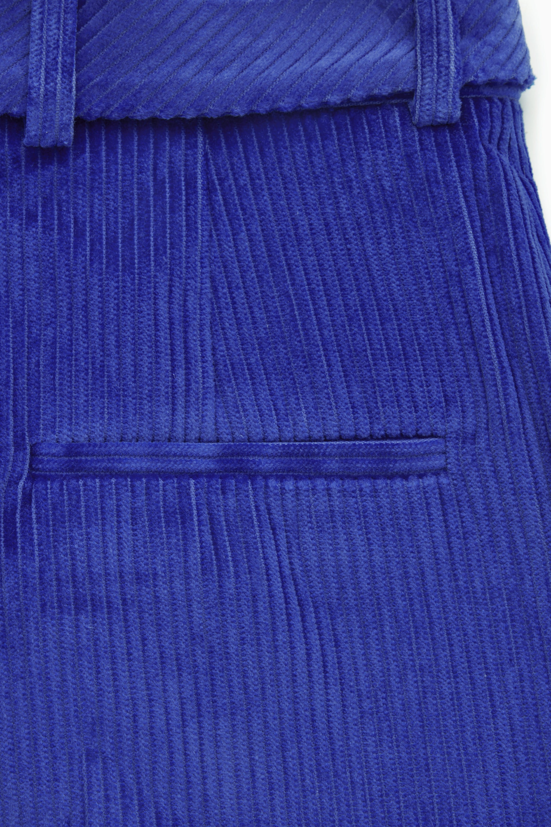 StillMedia/DescriptiveDetail