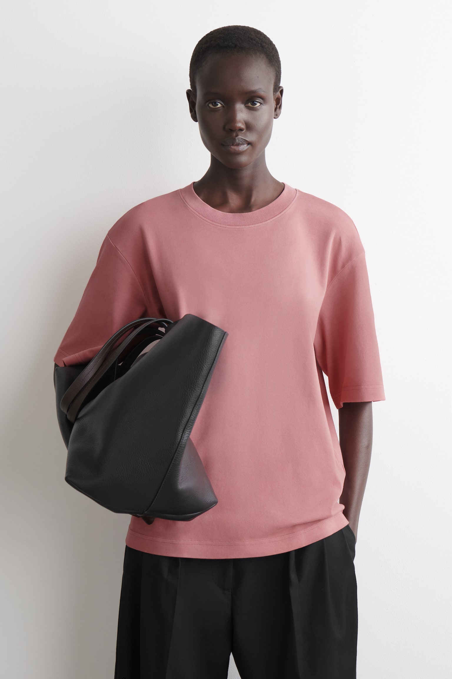 OVERSIZED T-SHIRT - ROSA/MØRKEBRUN/HVID/SORT - 1
