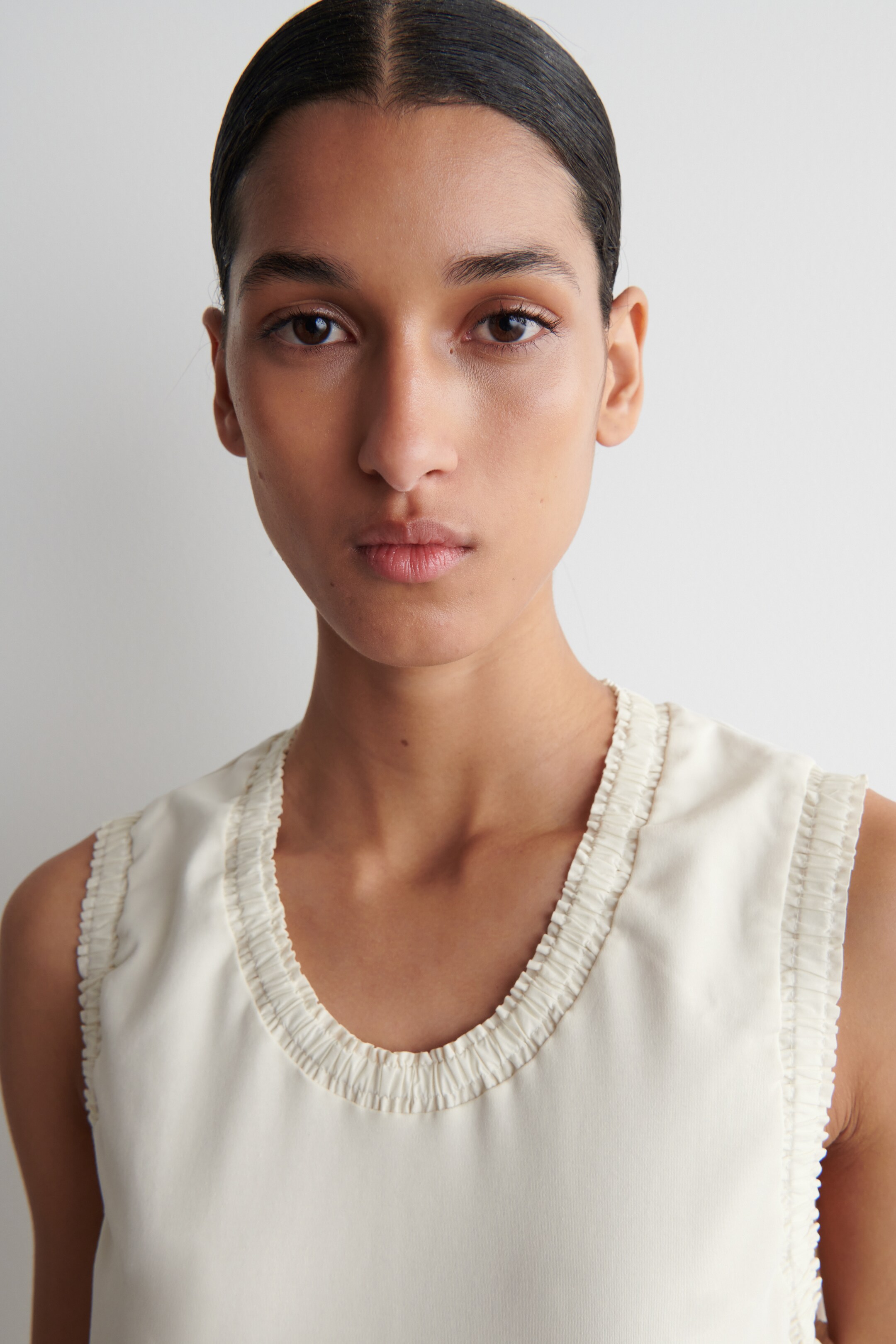 Visualizza immagine più grande: ABITO MIDI IN COTONE CON VOLANT - BIANCO - DONNA | H&M IT 5