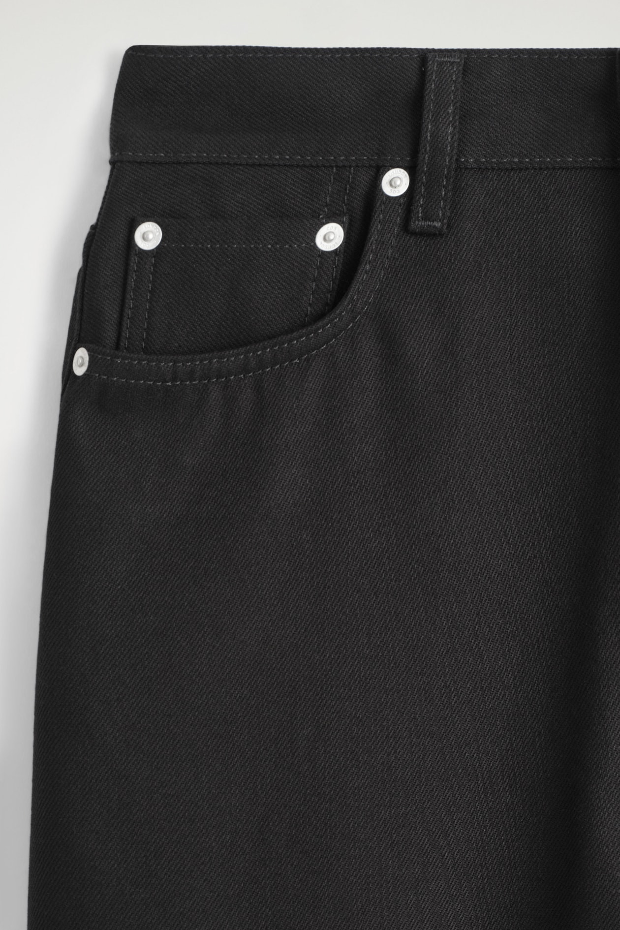 DIAL WIDE-LEG JEANS — BLACK