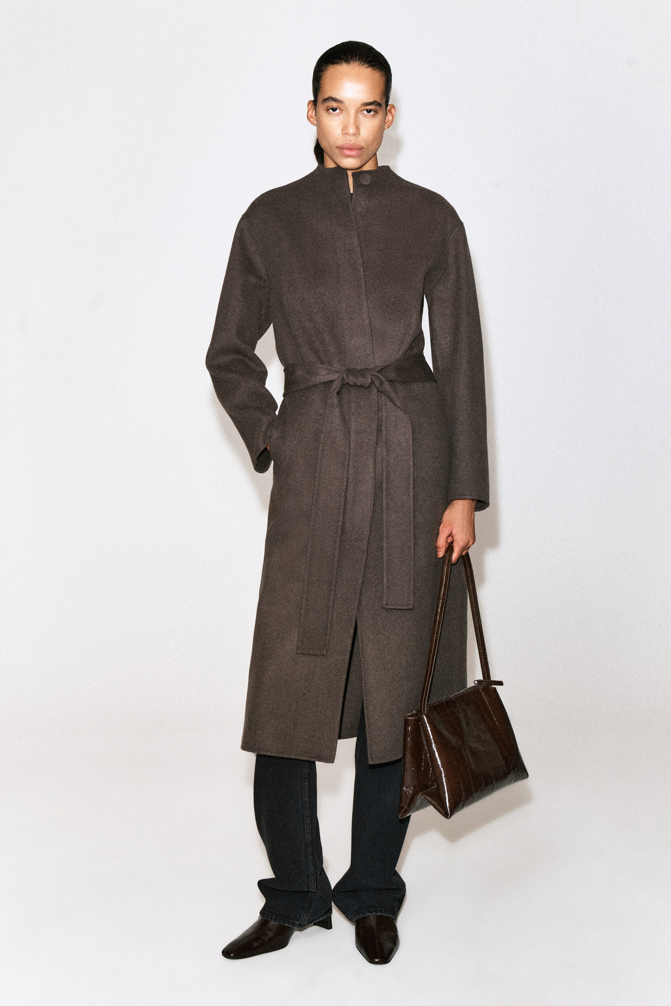 PAVILION SHOULDER BAG - EEL-EFFECT LEATHER - BROWN | COS US