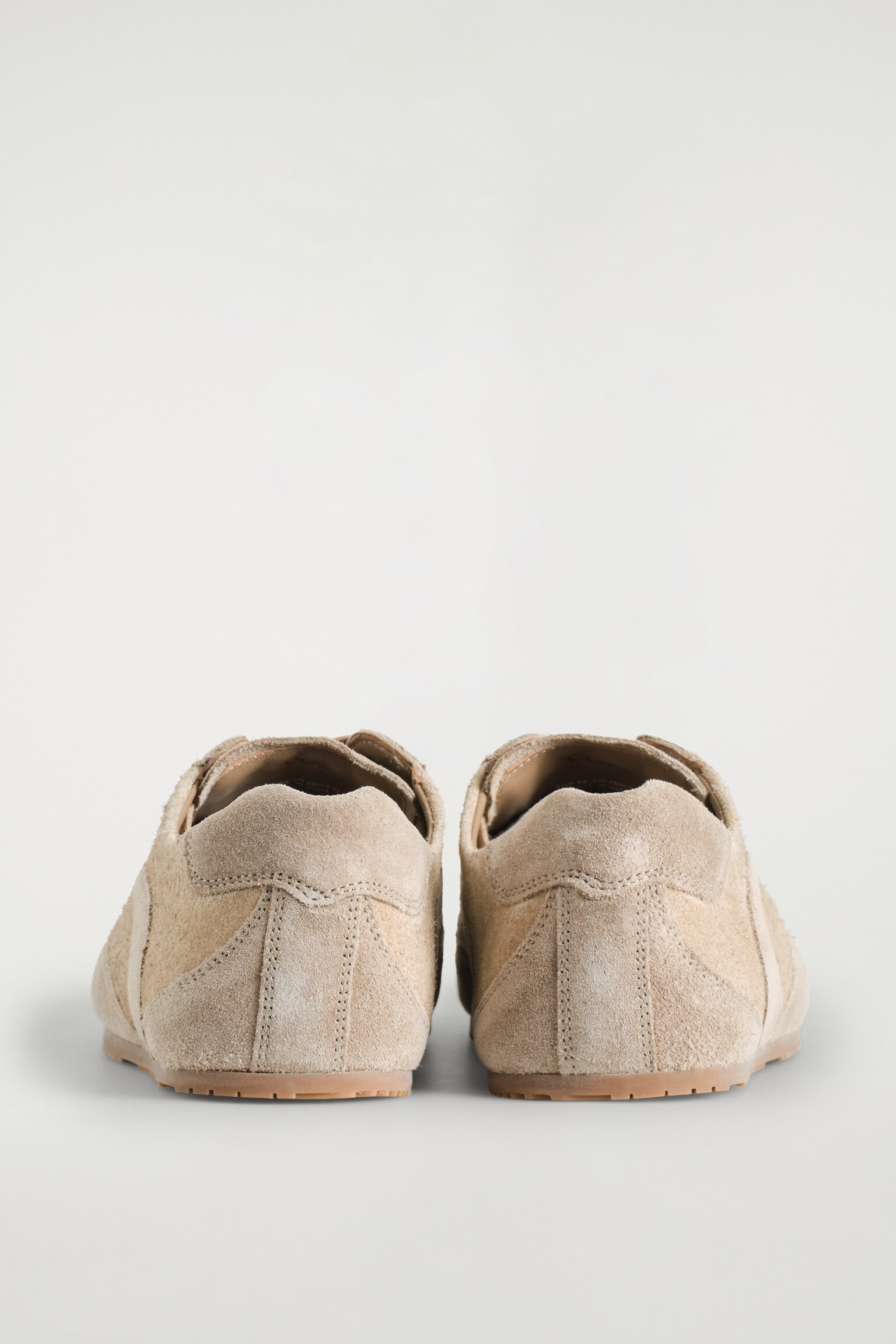 SCHLICHTE SNEAKERS AUS VELOURSLEDER - CAPPUCCINO/Stahlblau - 4