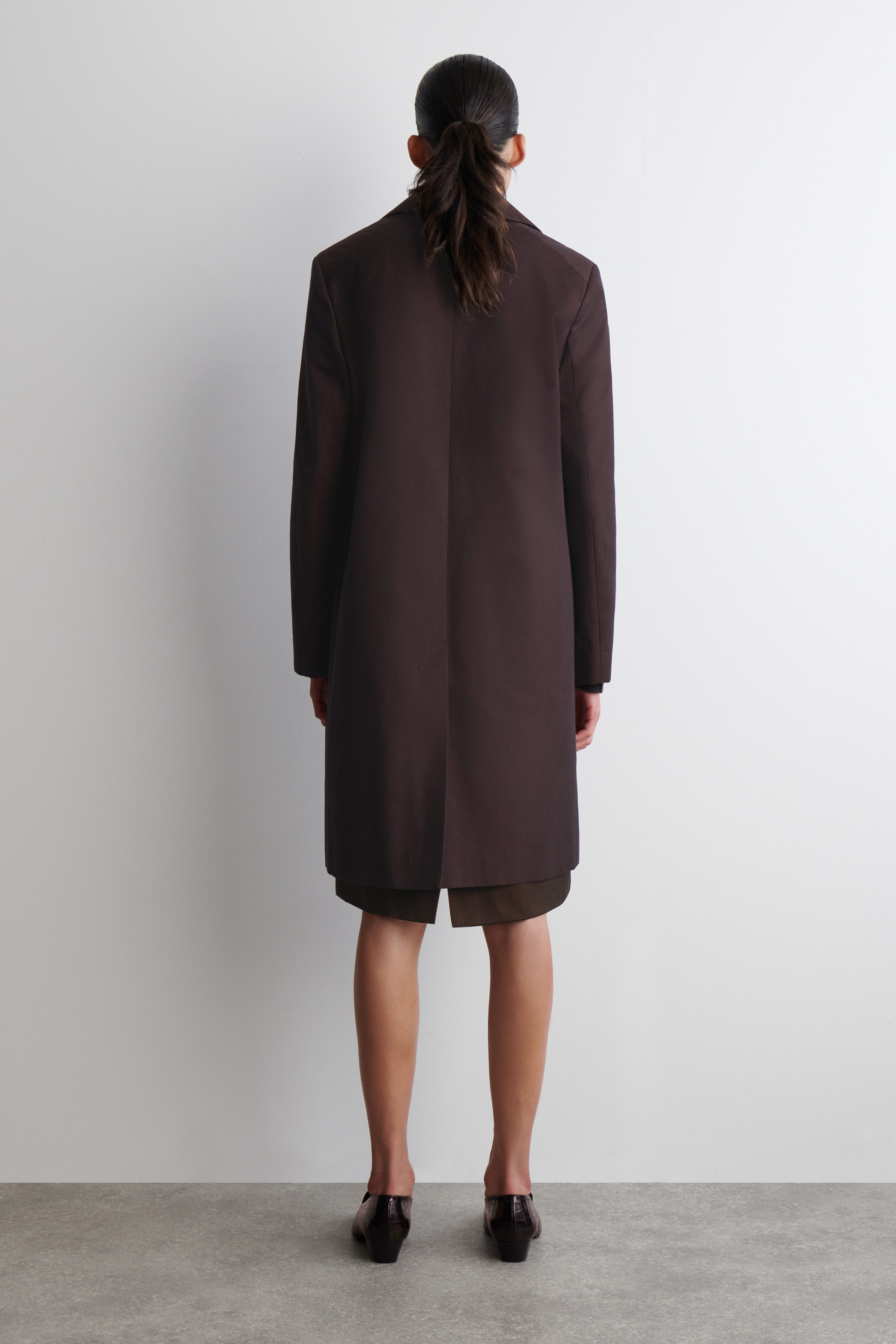 【関税・送料込み】COURREGES BURGUNDY COTTON CASUAL JACKET COURRÈGES Reedition coated cotton-blend jacket | NET-A-PORTER