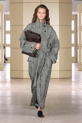 BELTED HERRINGBONE WOOL MOCK-NECK COAT — BLACK / HERRINGBONE 7