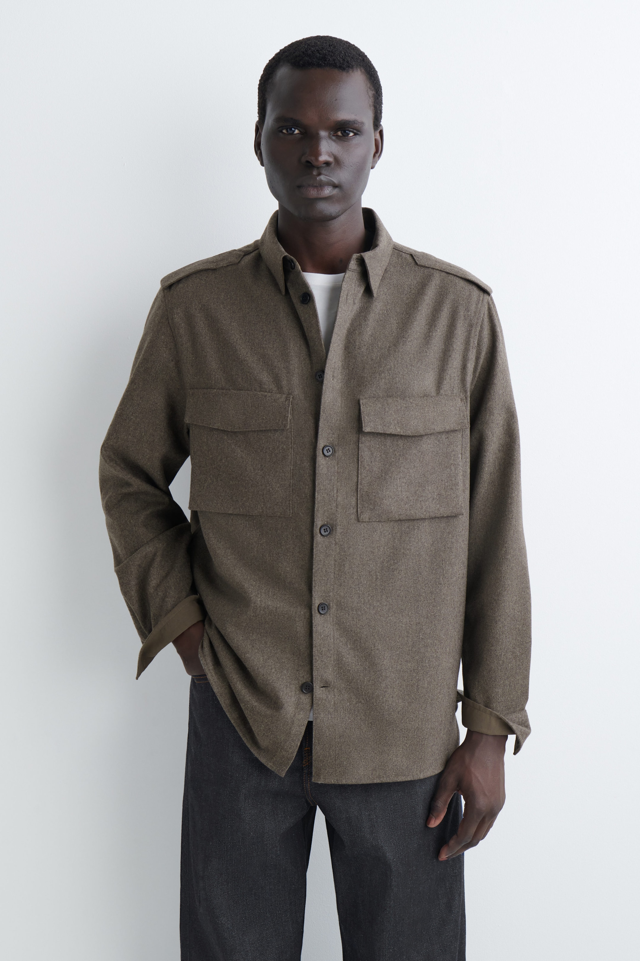BUTTON-DOWN COLLAR WOOL SHIRT