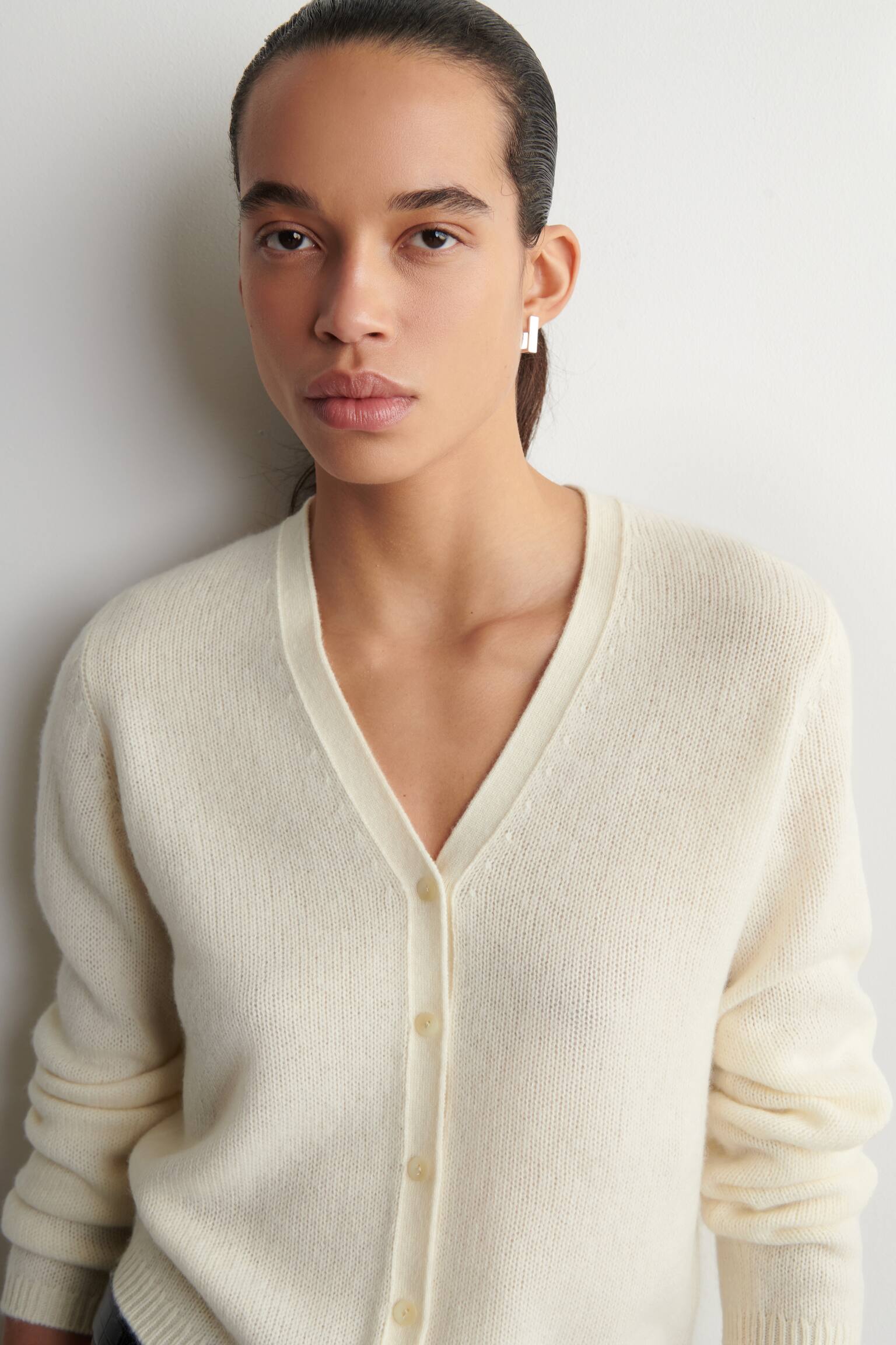 CARDIGAN COL EN V EN CACHEMIRE - CRÈME/BRUN CHINÉ - 5