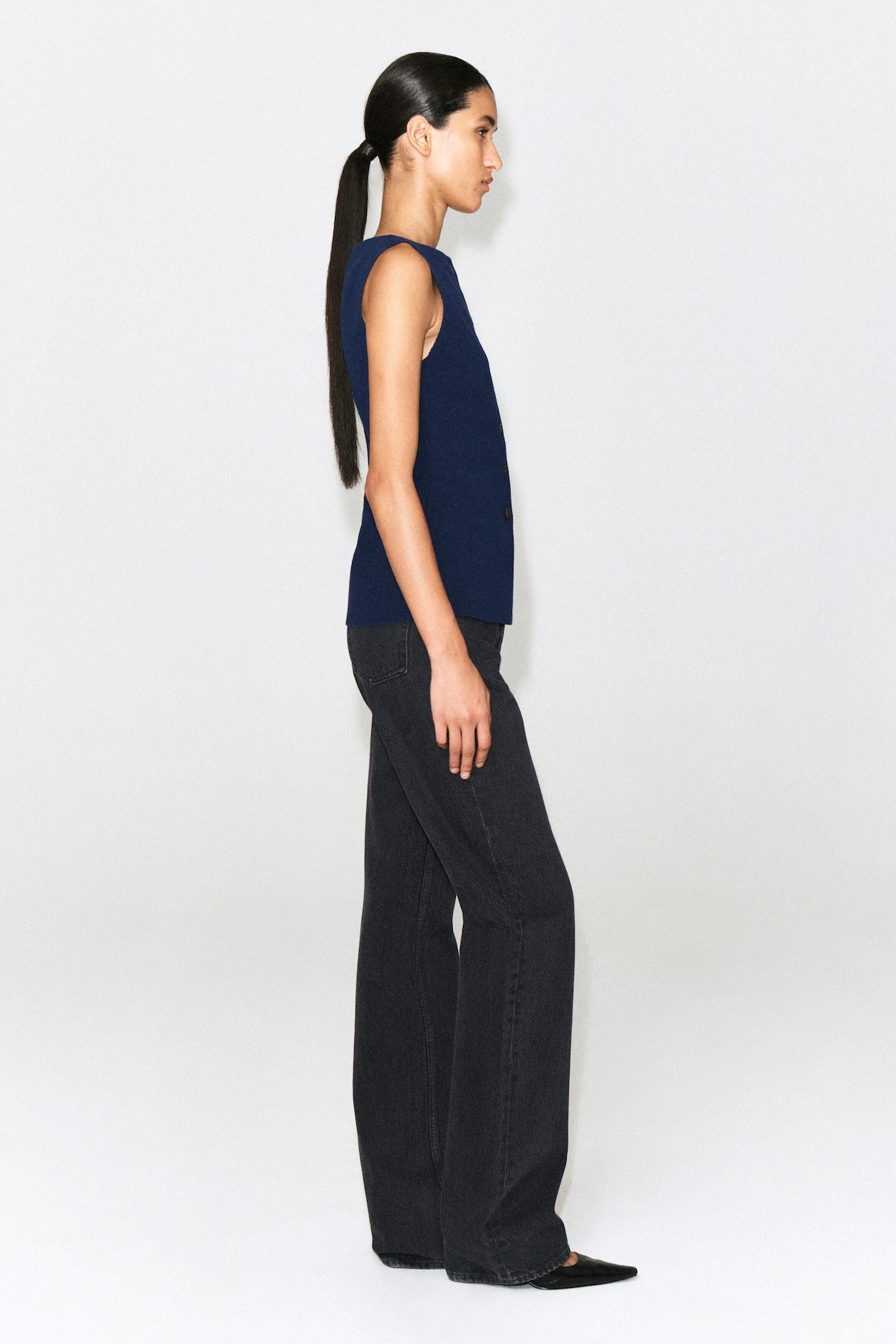 COTTON-BLEND CREPE VEST — NAVY