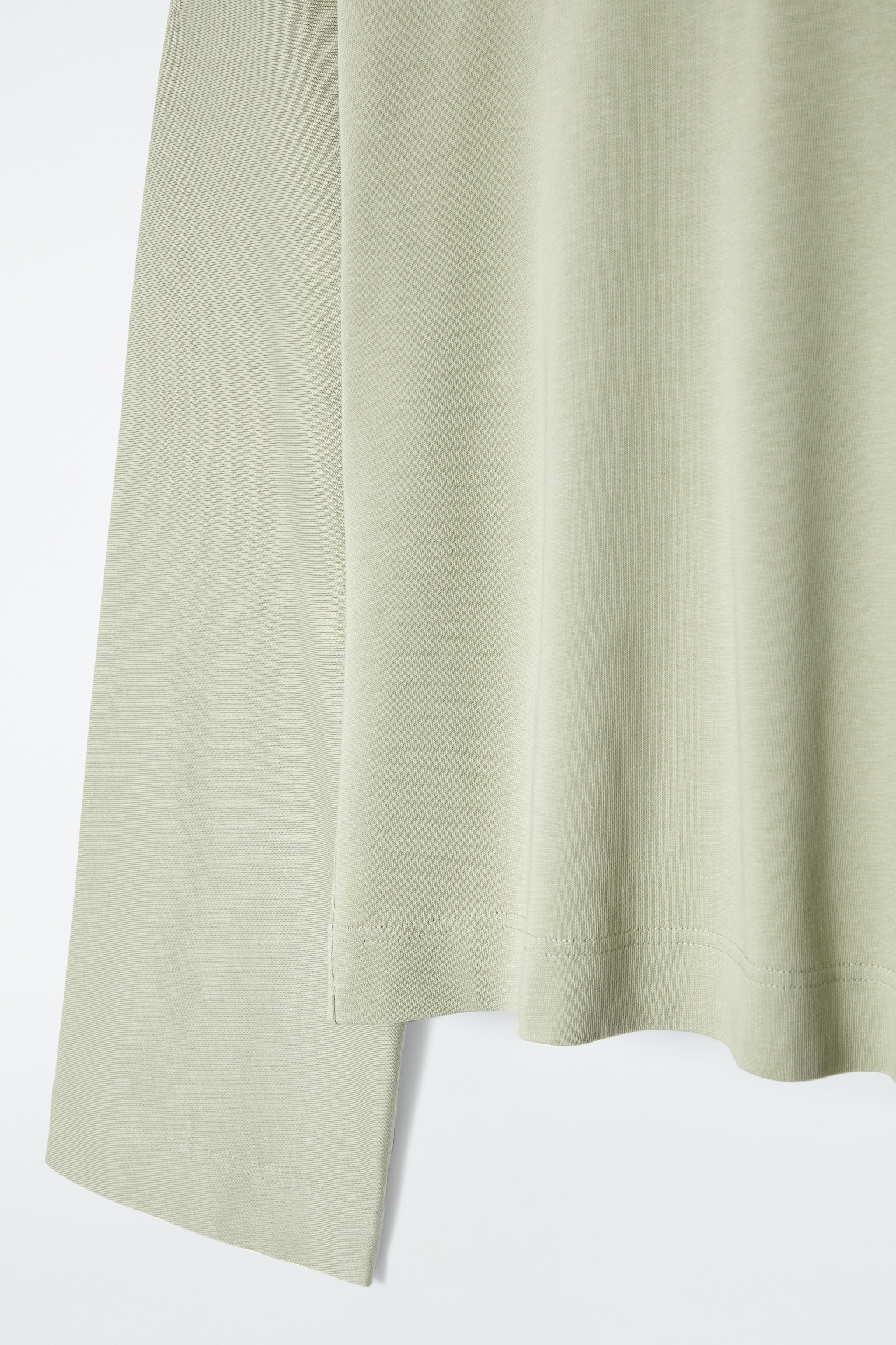 T-SHIRT MANCHES LONGUES SILHOUETTE CARRÉE - VERT SAUGE - 7