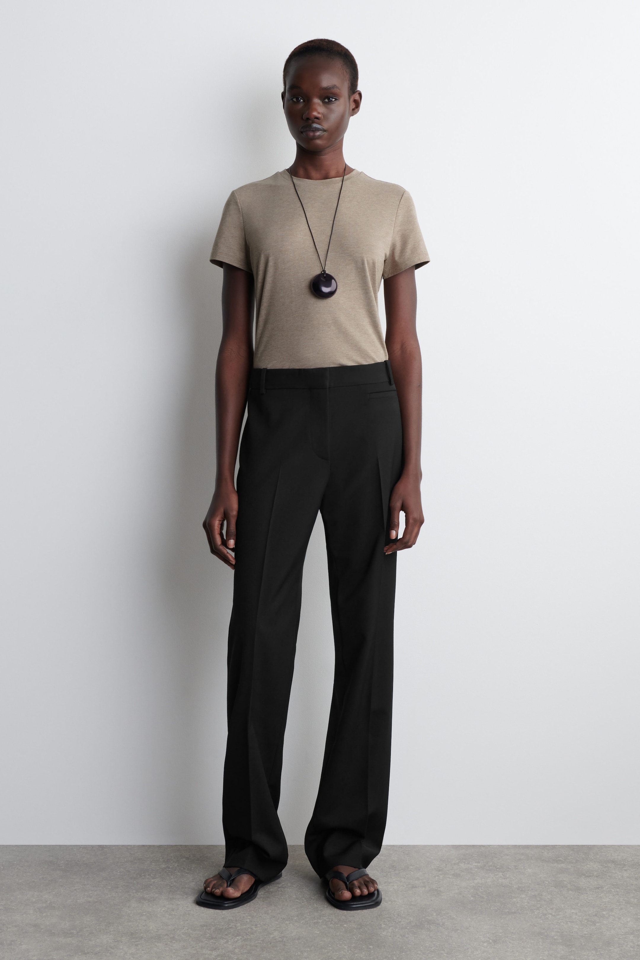 SHRUNKEN T-SHIRT