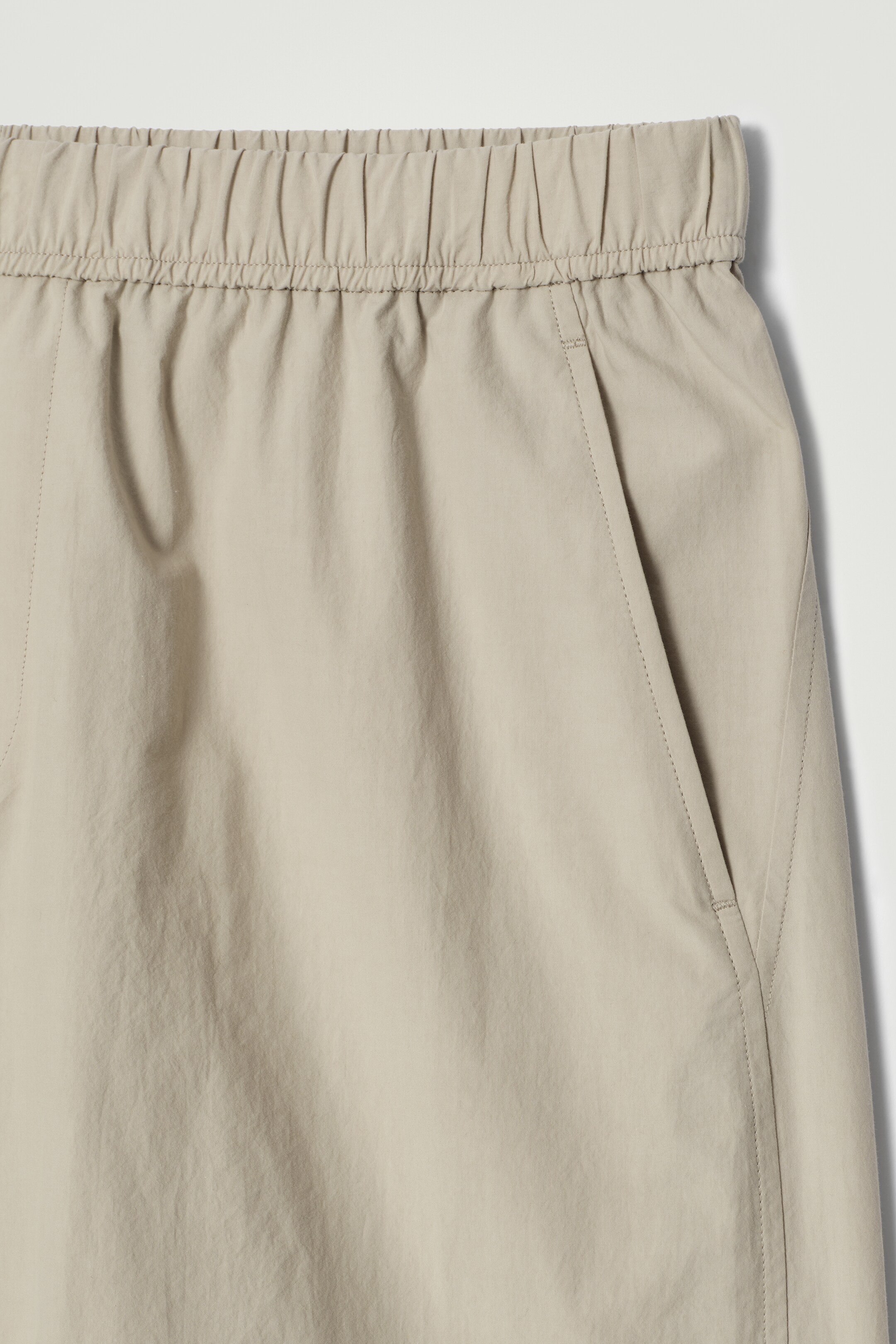 Ingrandisci l'immagine: PIMA COTTON ELASTICATED SHORTS - MOLE - UOMO | H&M CH 6