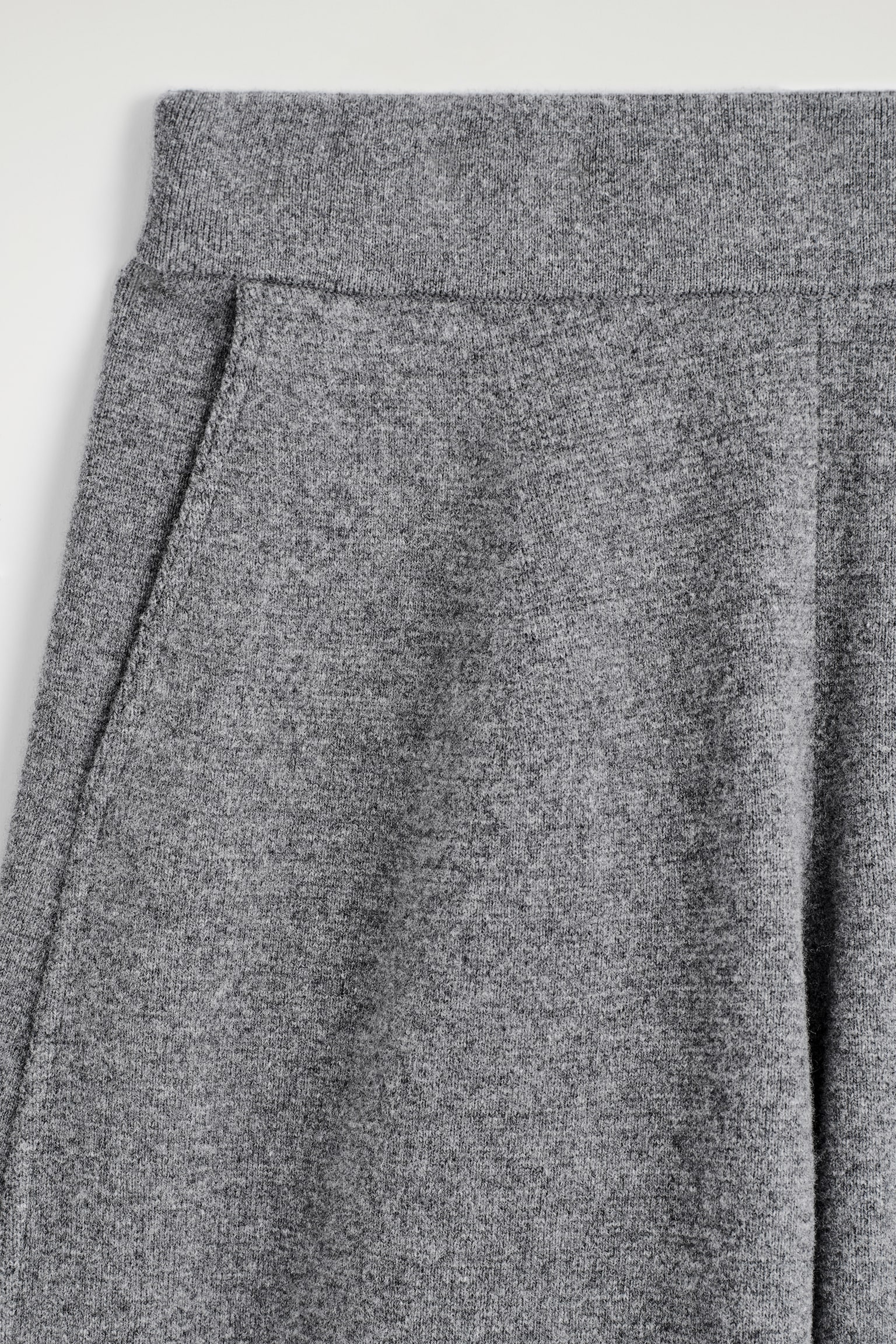 MERINO WOOL BARREL-LEG TROUSERS - GREY MÉLANGE - 4