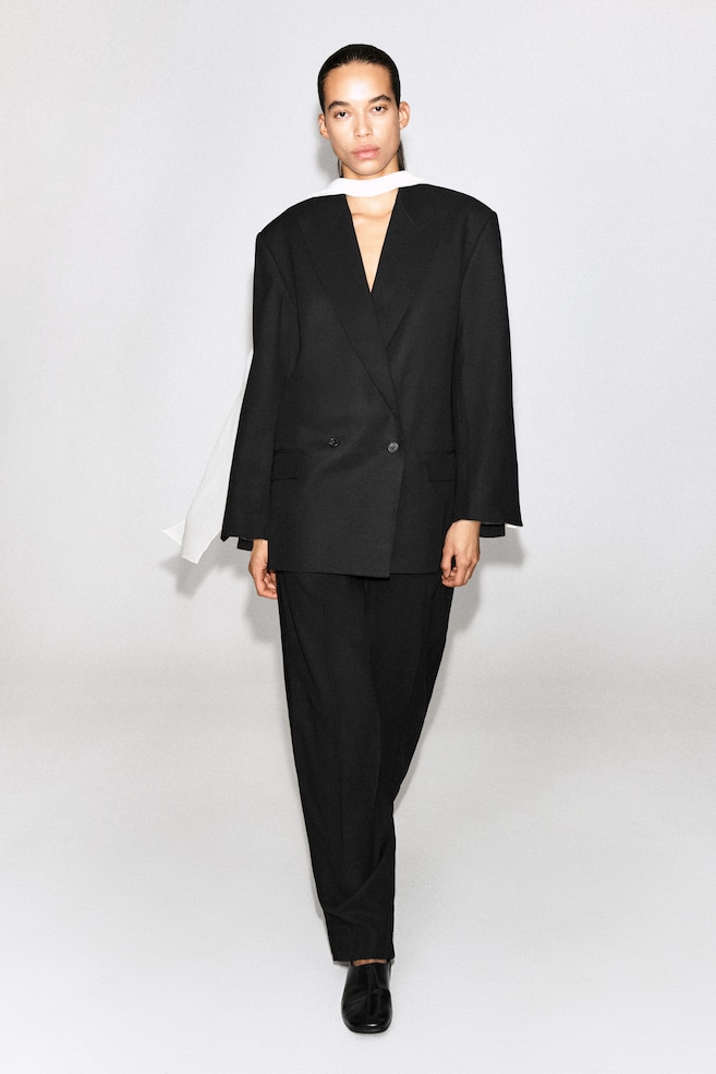 CONTRAST-LINED DOUBLE-BREASTED BLAZER — BLACK