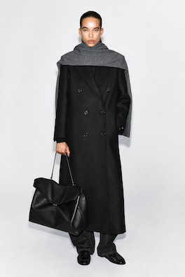 TRULLO OVERSIZED FLAP BAG - LEATHER — BLACK 3