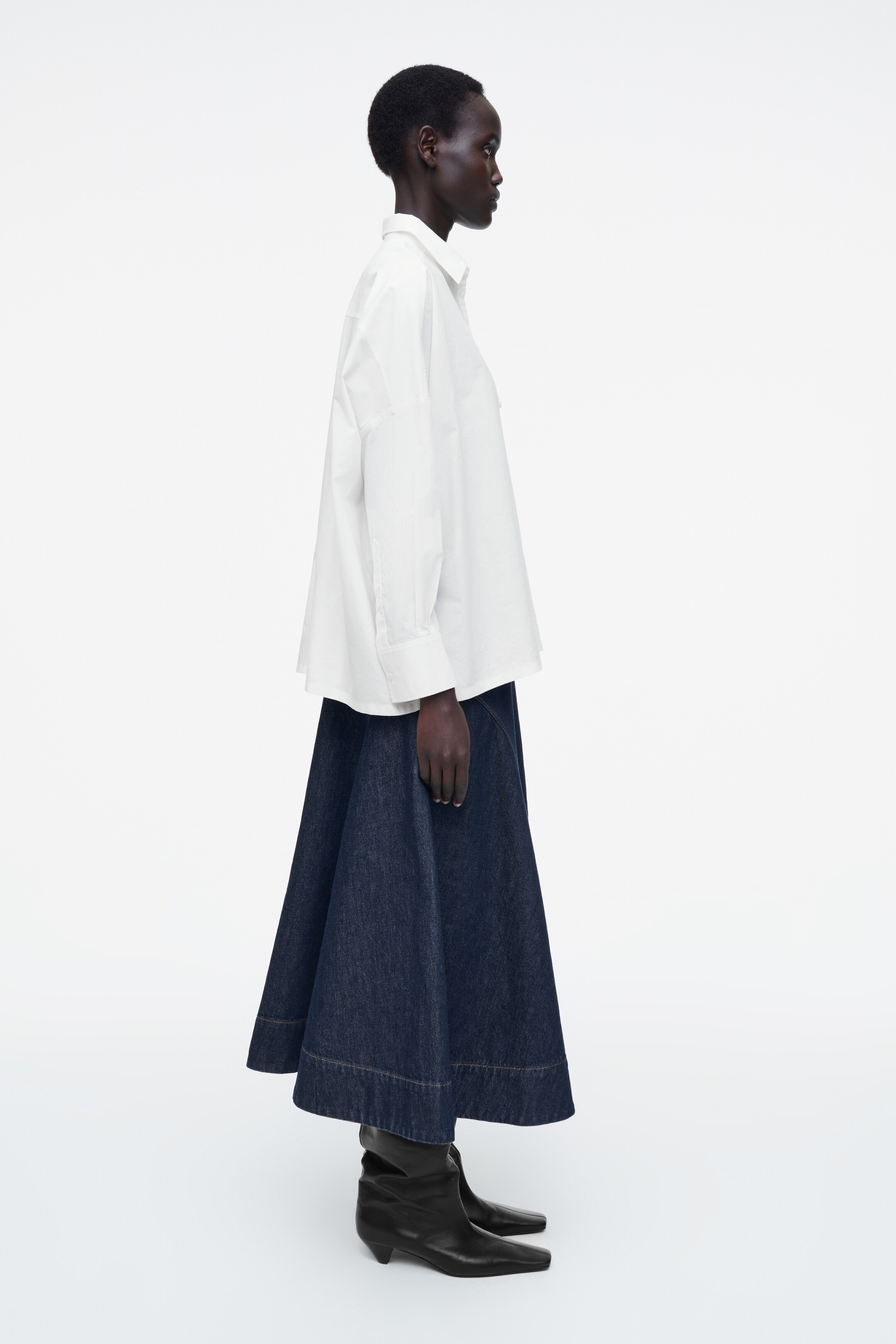 Ver imagen más grande: CAMISA ALGODÓN PLISADA EN LA ESPALDA OVERSIZE - CRUDO - MUJER | H&M ES 3