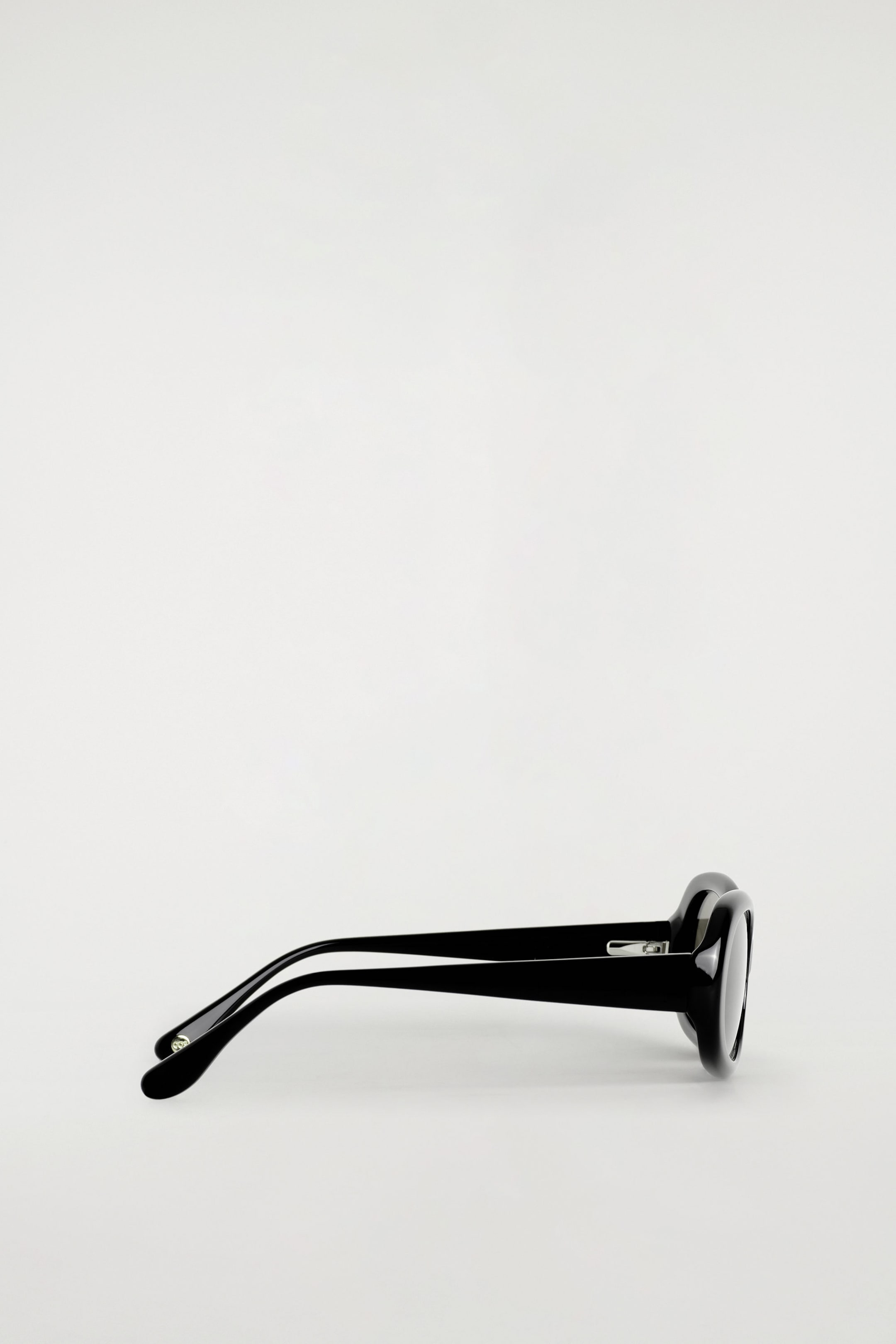 StillMedia/DescriptiveDetail