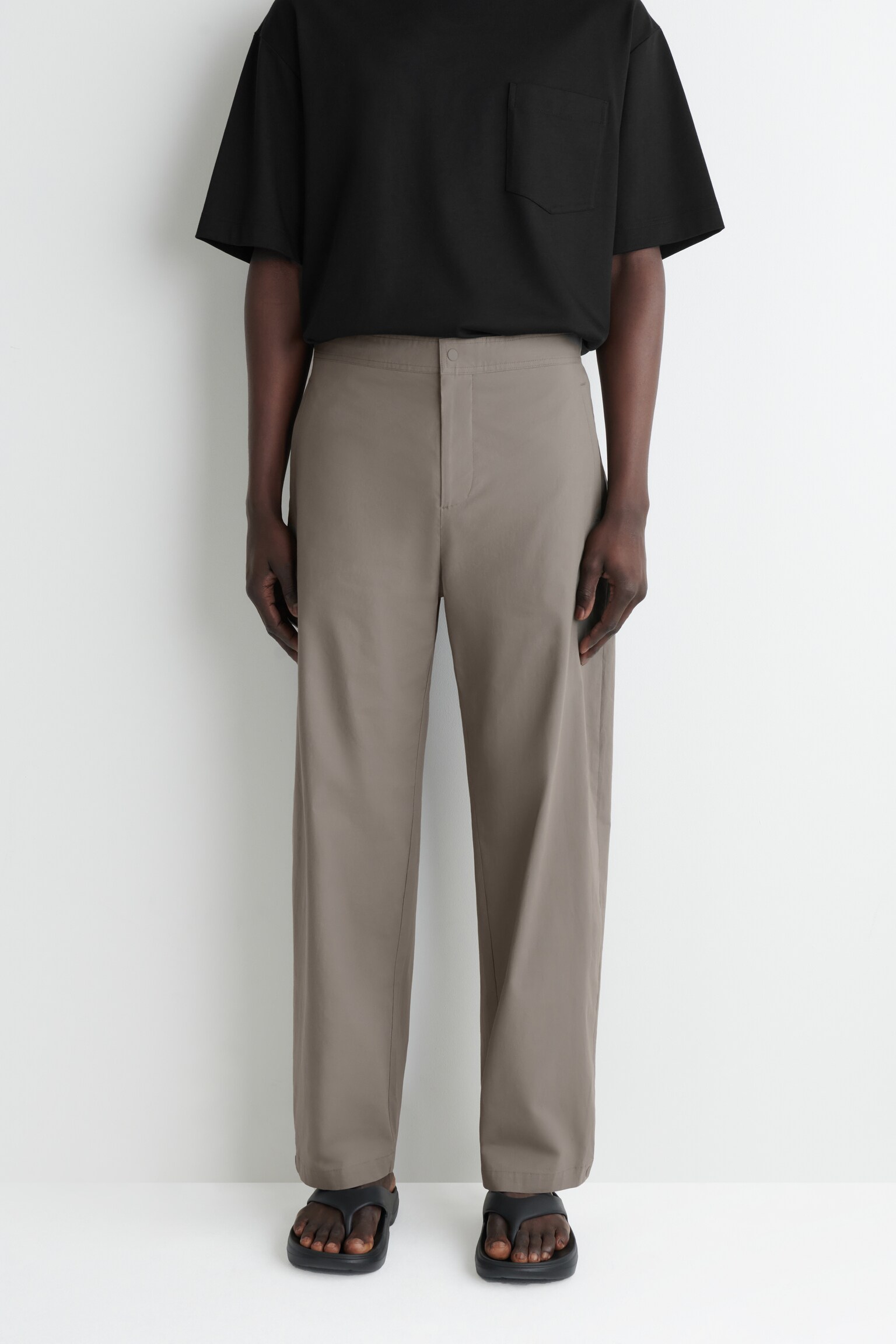 PANTALÓN DE ALGODÓN BARREL FIT - GRIS/NEGRO - 3
