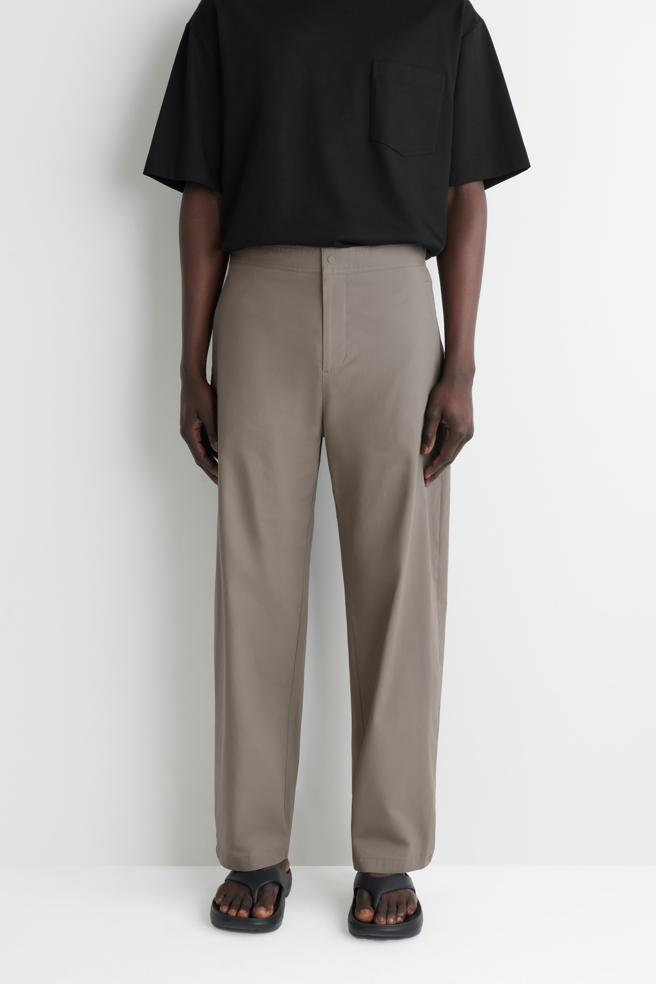Agrandir l'image: PANTALON COURT BARREL EN COTON - GRIS - HOMME | H&M BE 2