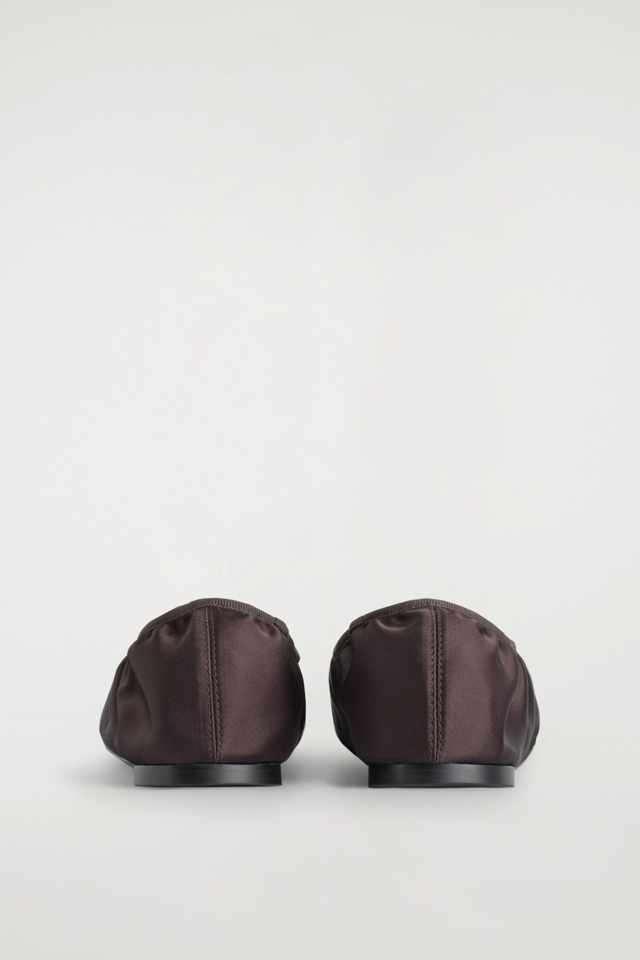 SATIN BALLET FLATS — CHOCOLATE
