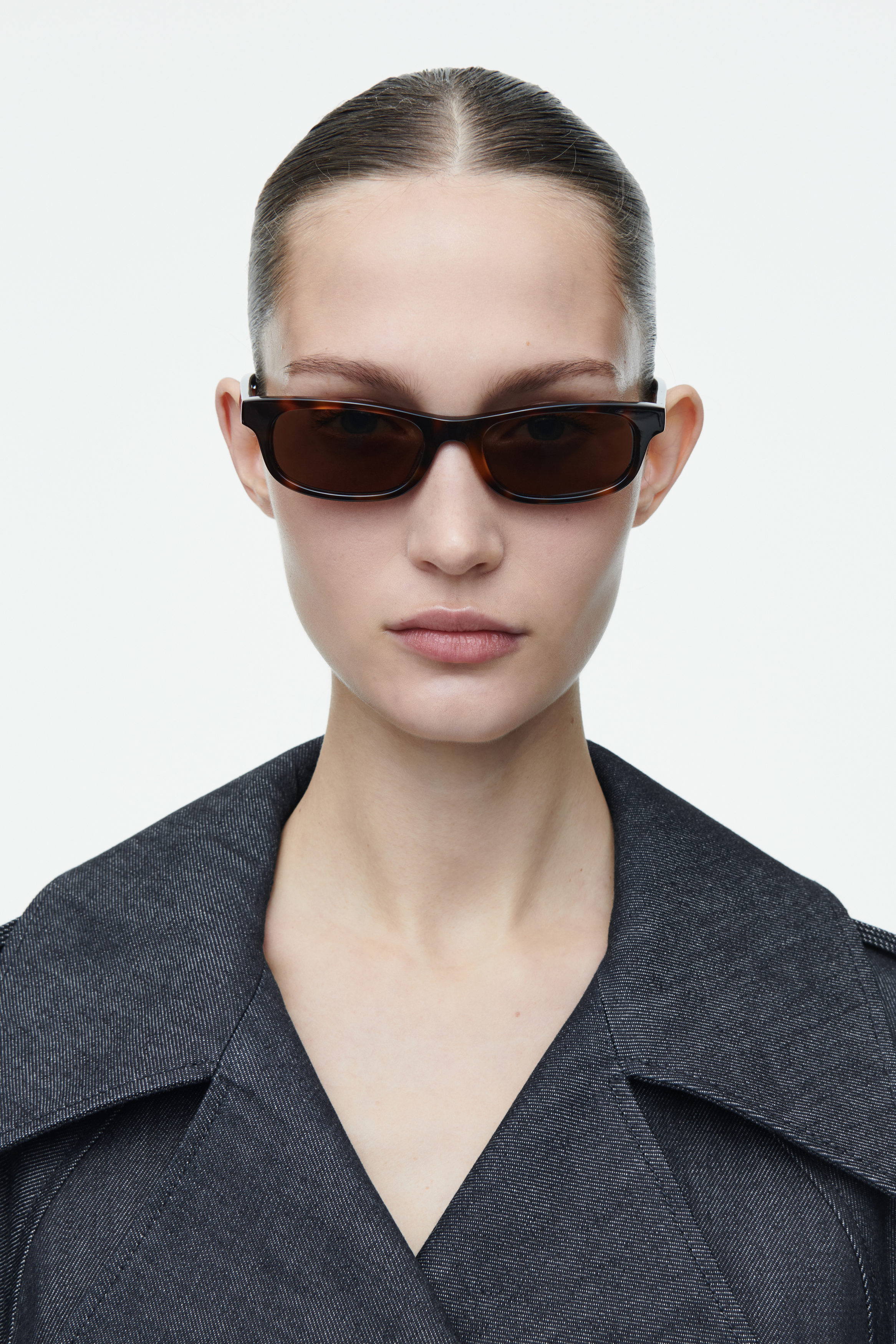 COS x Linda Farrow レクタングル サングラス COS x Linda Farrow Sunglasses: A Future Classic | TikTok