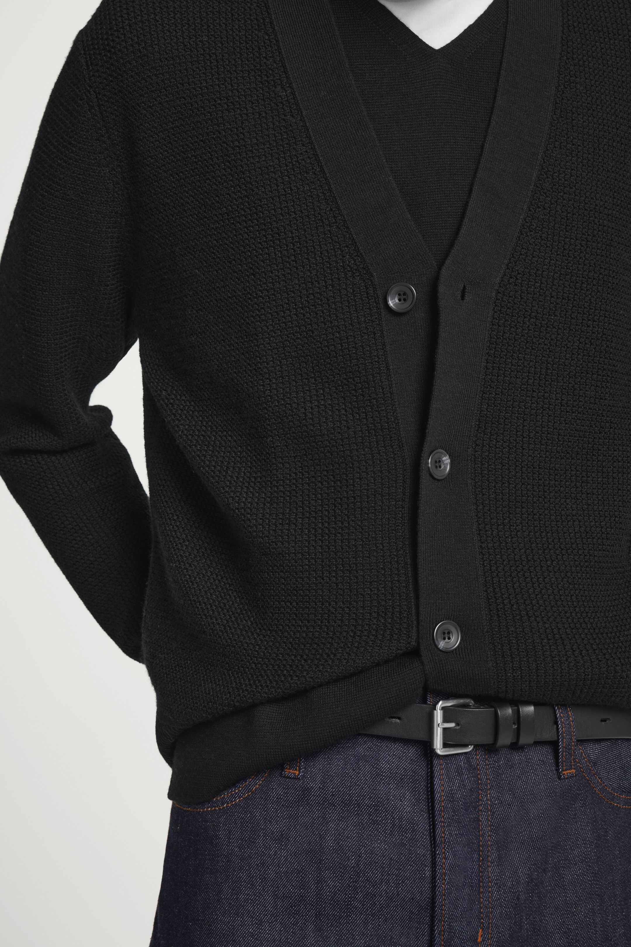 View larger image: TEXTURED MERINO WOOL CARDIGAN - BLACK - Men | H&M GB 5