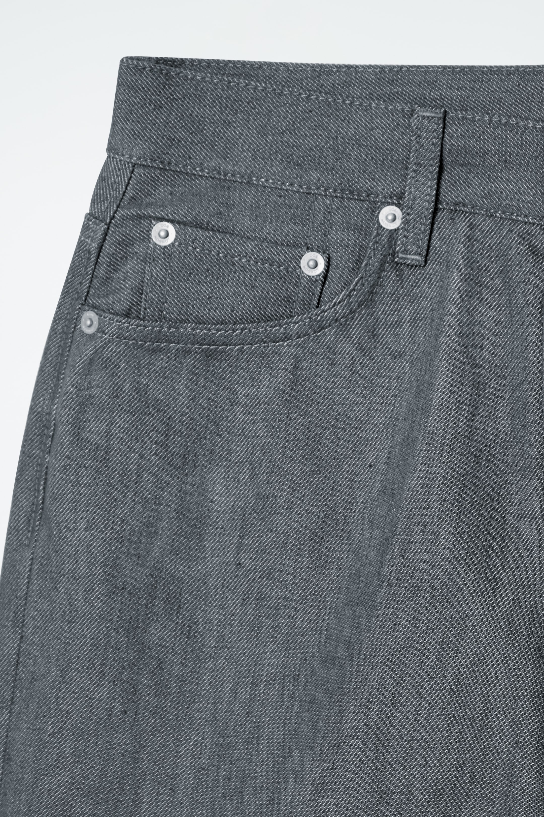 Visa större bild: COLUMN JEANS MED RAKA BEN - GRÅ TVÄTT - DAM | H&M SE 7