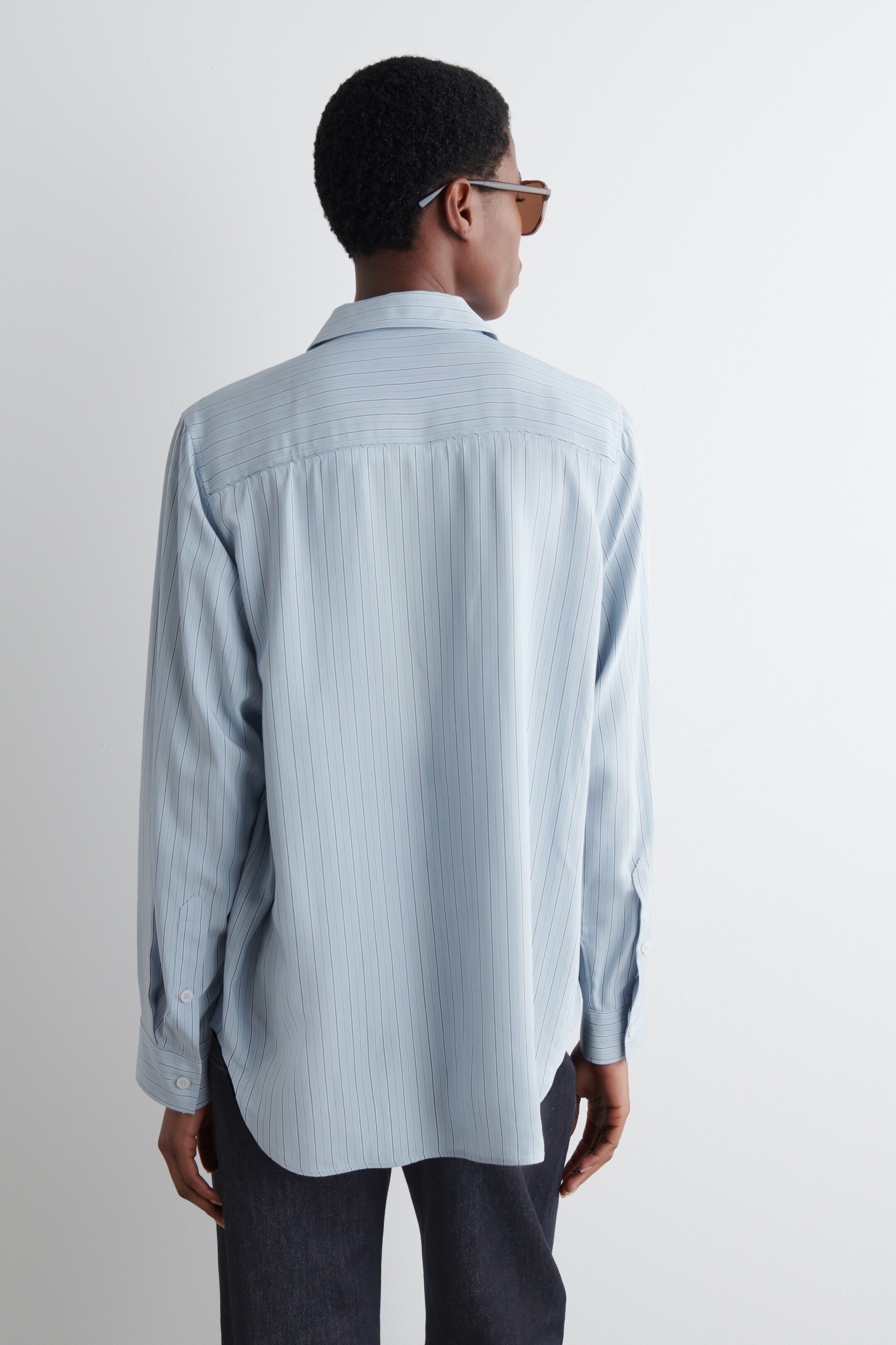 Agrandir l'image: CHEMISE DÉCONTRACTÉE RAYÉE - BLEU / FINES RAYURES - FEMME | H&M BE 4