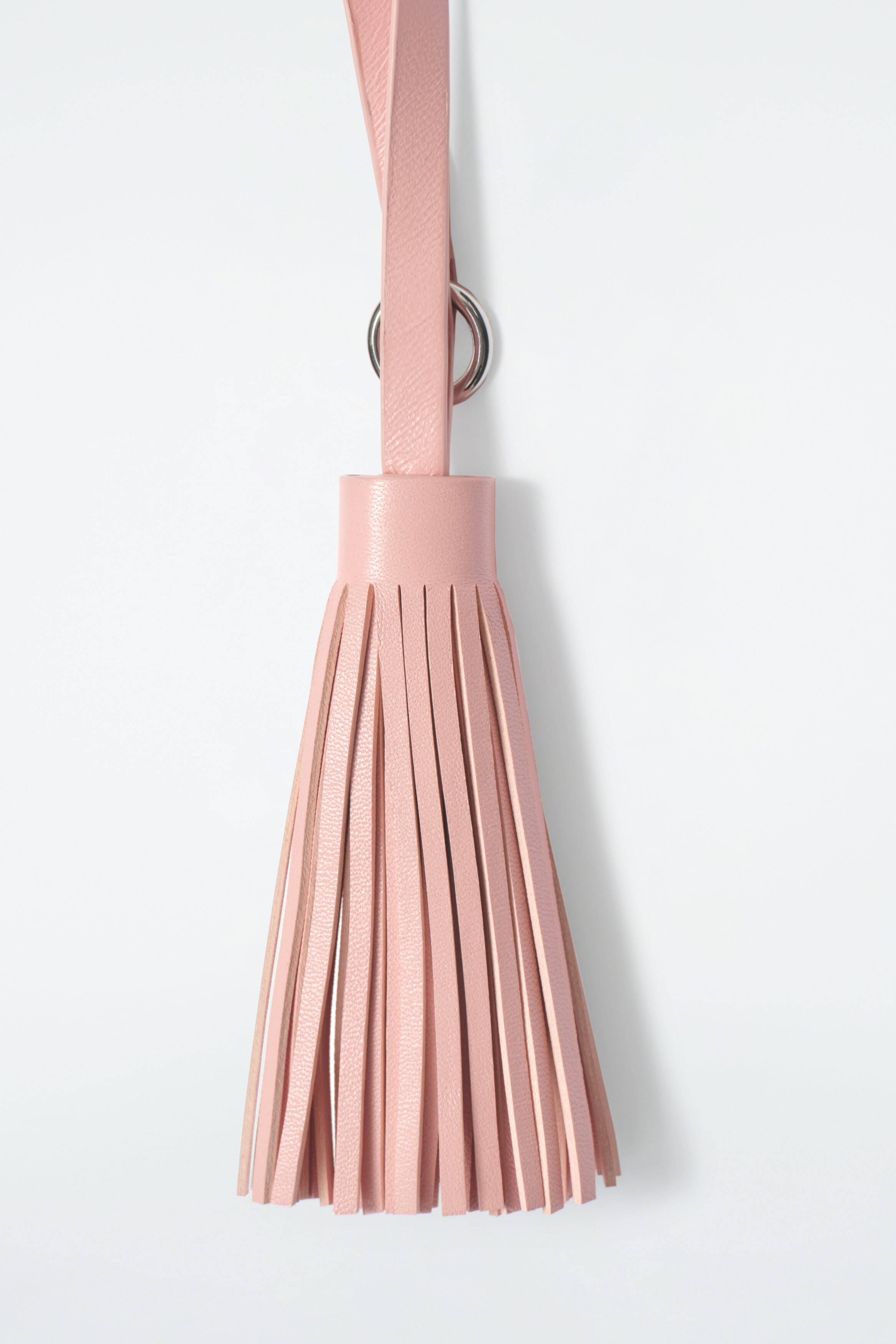 TASSELED LEATHER BAG CHARM - PINK | COS