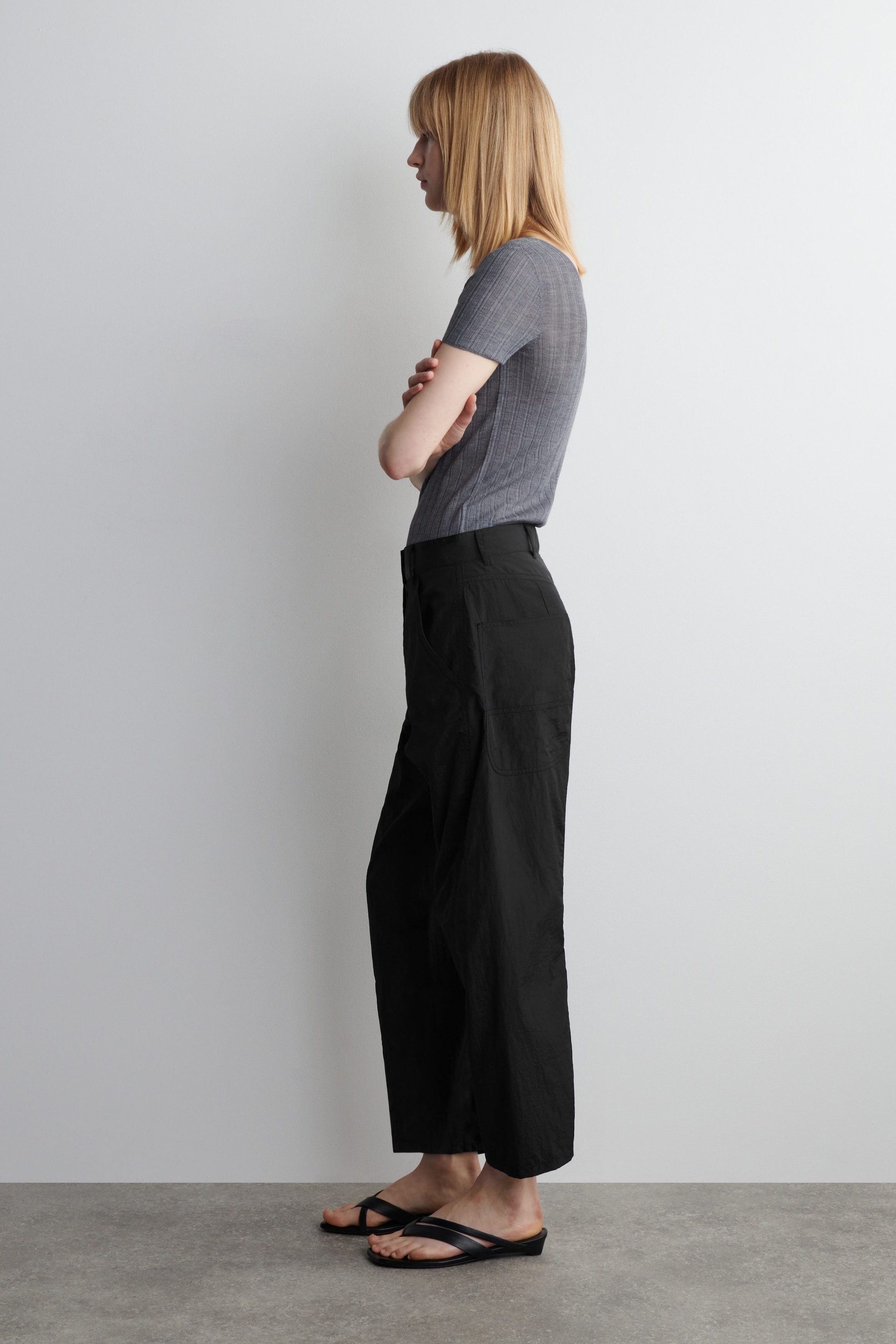 NYLON BARREL-LEG PANTS