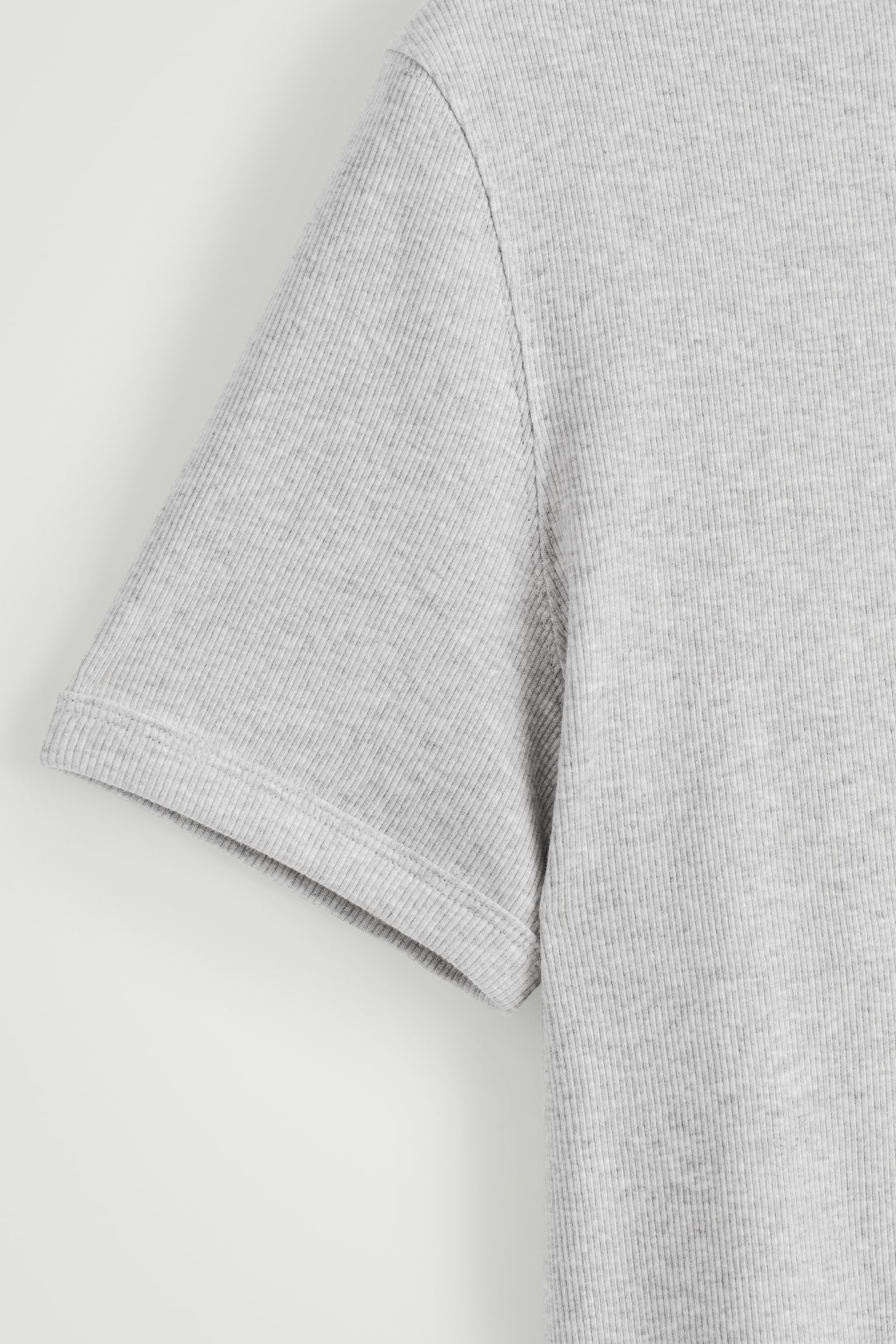 SCHMAL GESCHNITTENES GERIPPTES BAUMWOLL-T-SHIRT - Hellgrau/BRAUN/ANTHRAZIT/HELLBRAUN/NAVYBLAU/KHAKI/DUNKLES KHAKI/BRAUN/WEISS/SCHWARZ - 6