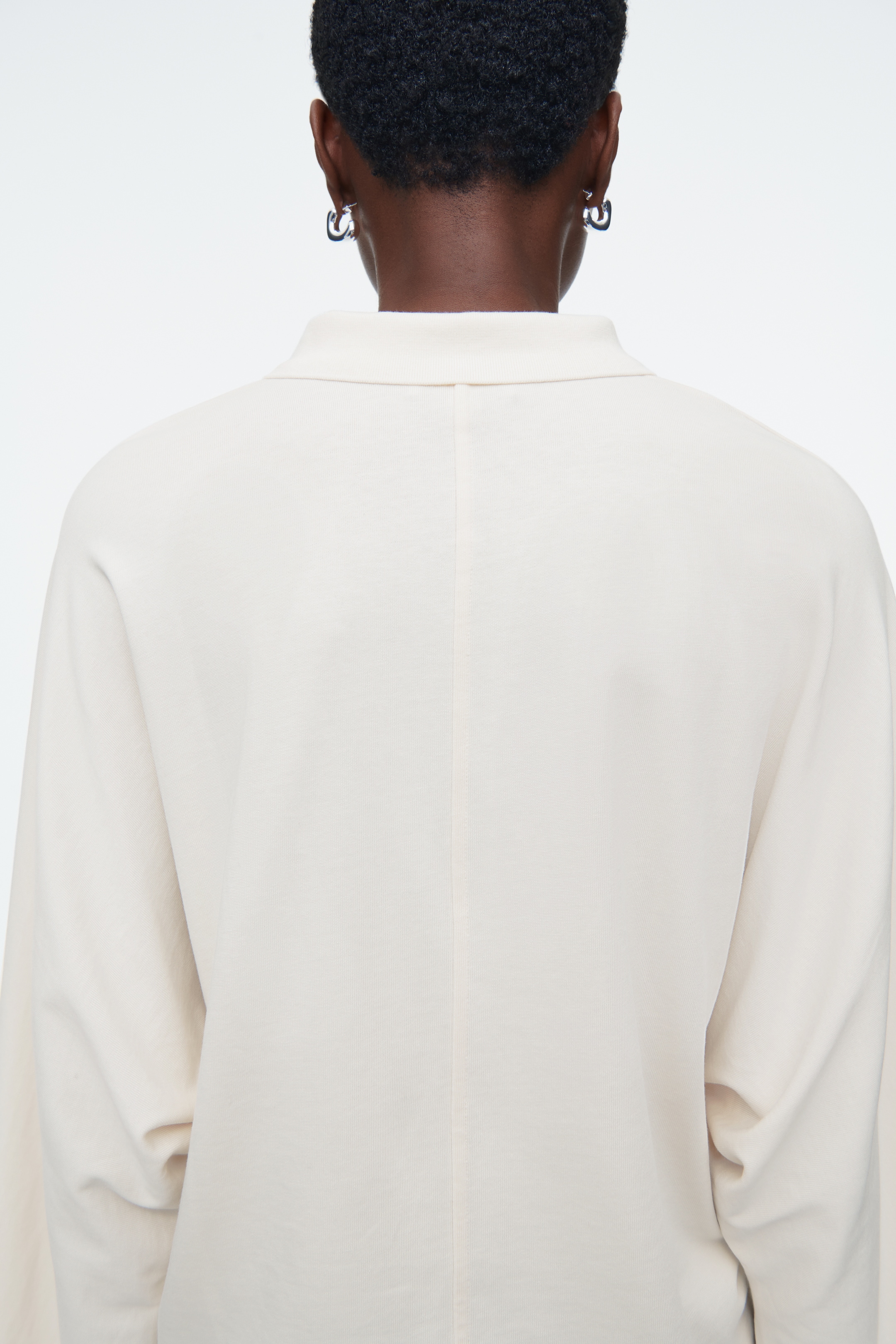 Zobraziť väčší obrázok: BOXOVÉ POLO S DLHÝM RUKÁVOM - ECRU - ŽENY | H&M SK 3