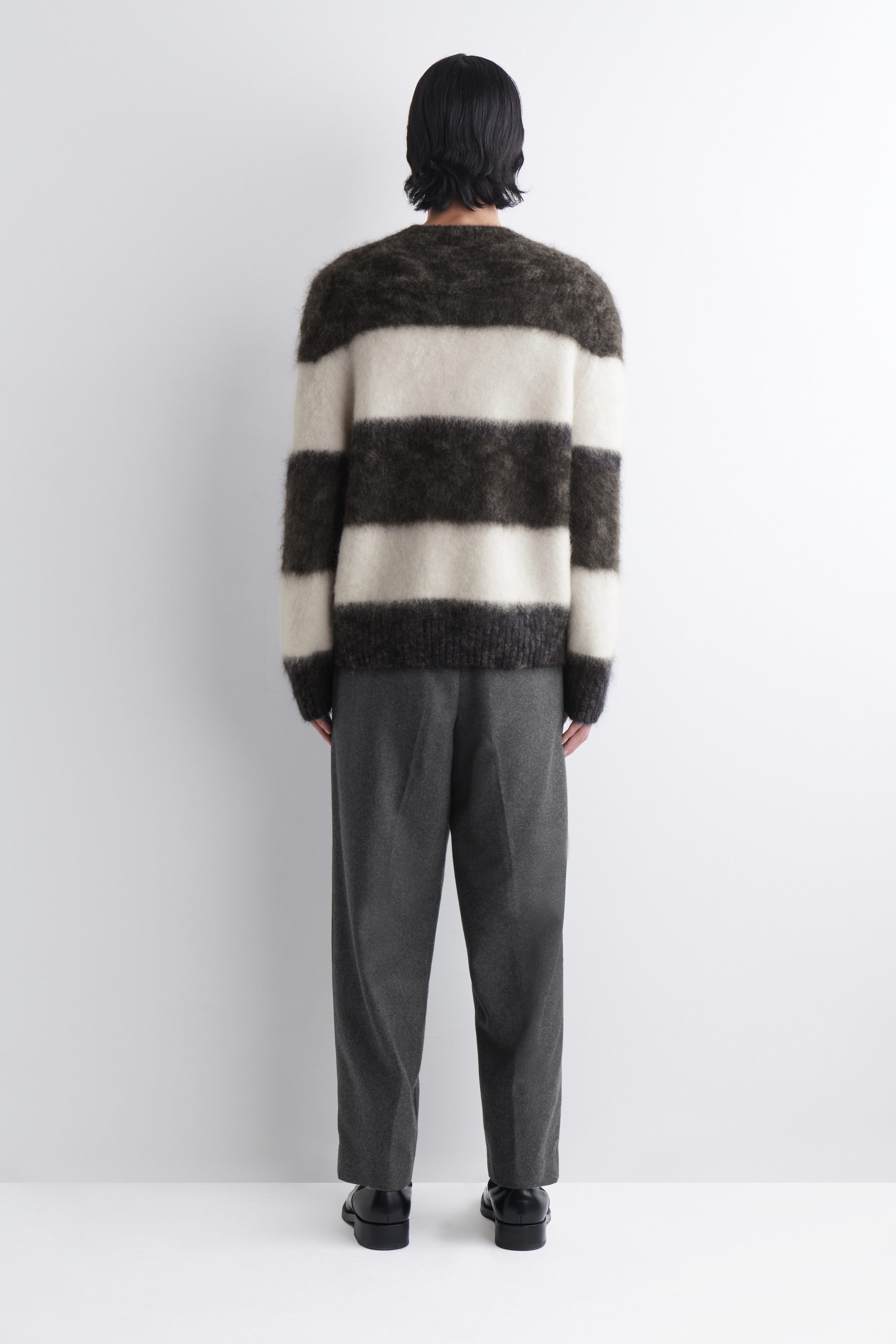 PLEATED WOOL STRAIGHT-LEG TROUSERS