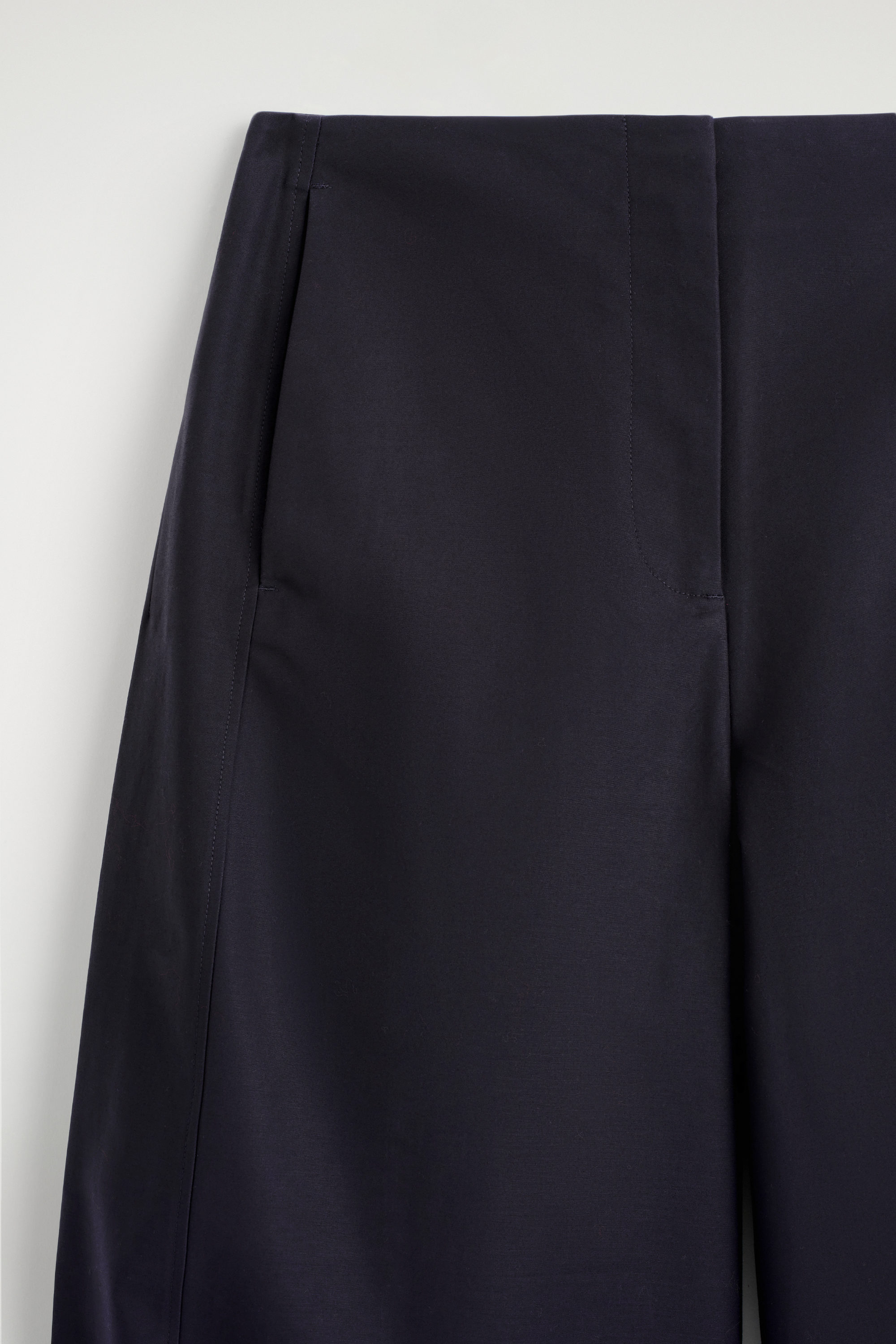 CROPPED BARREL-LEG COTTON PANTS - NAVY | COS US
