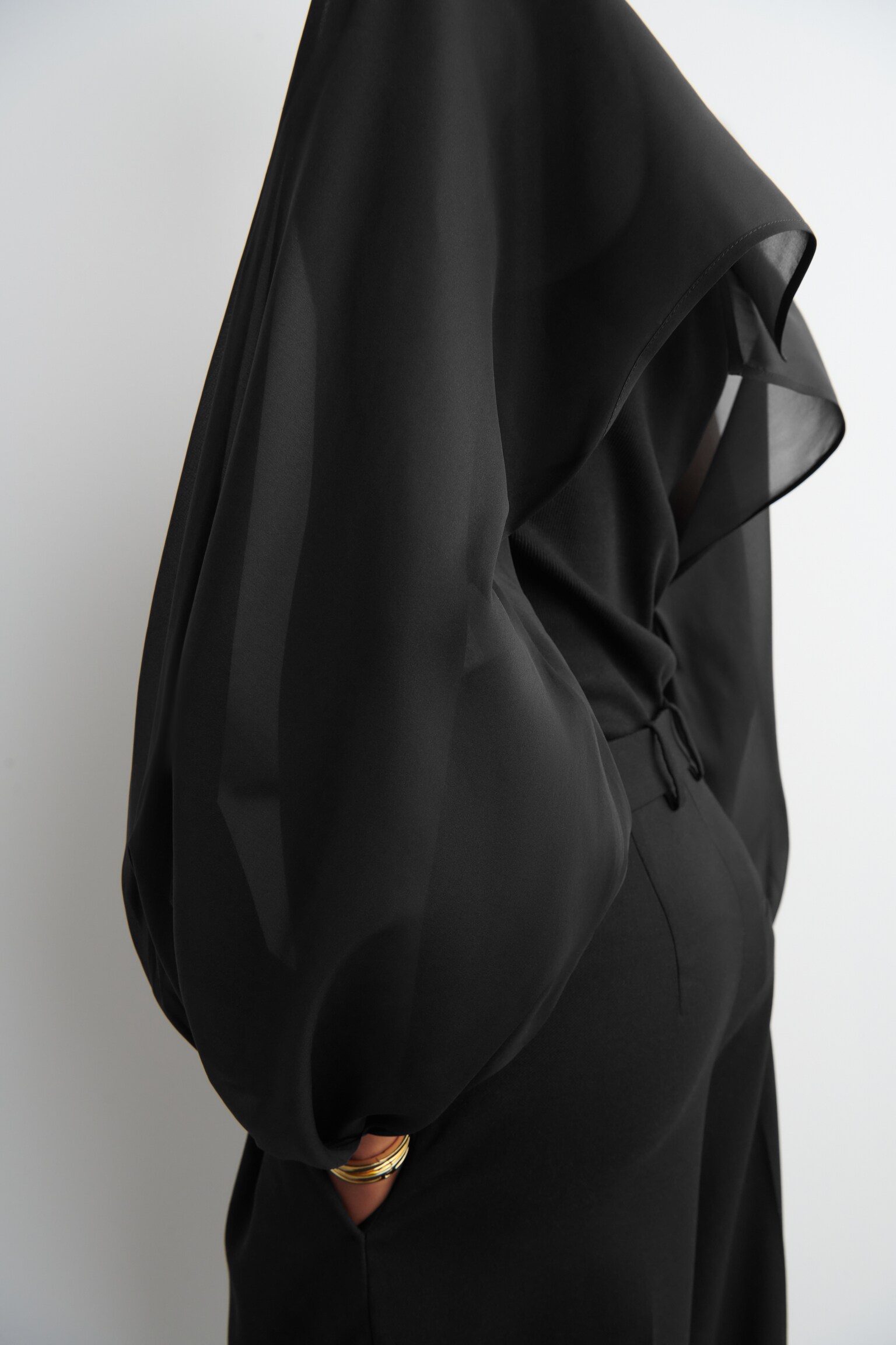 BALLOON-SLEEVE SHEER SILK HYBRID - BLACK - 4
