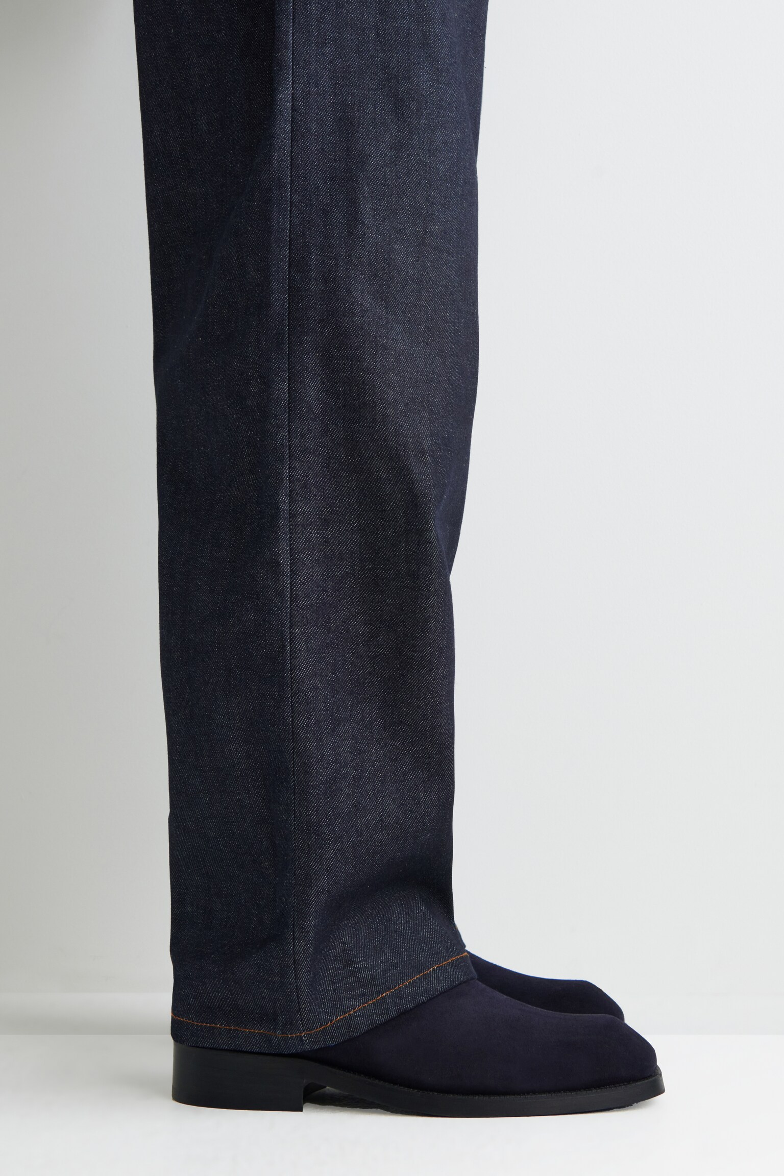 CHELSEA BOOTS EN CUIR À BOUT CARRÉ - BLEU MARINE/NOIR - 6