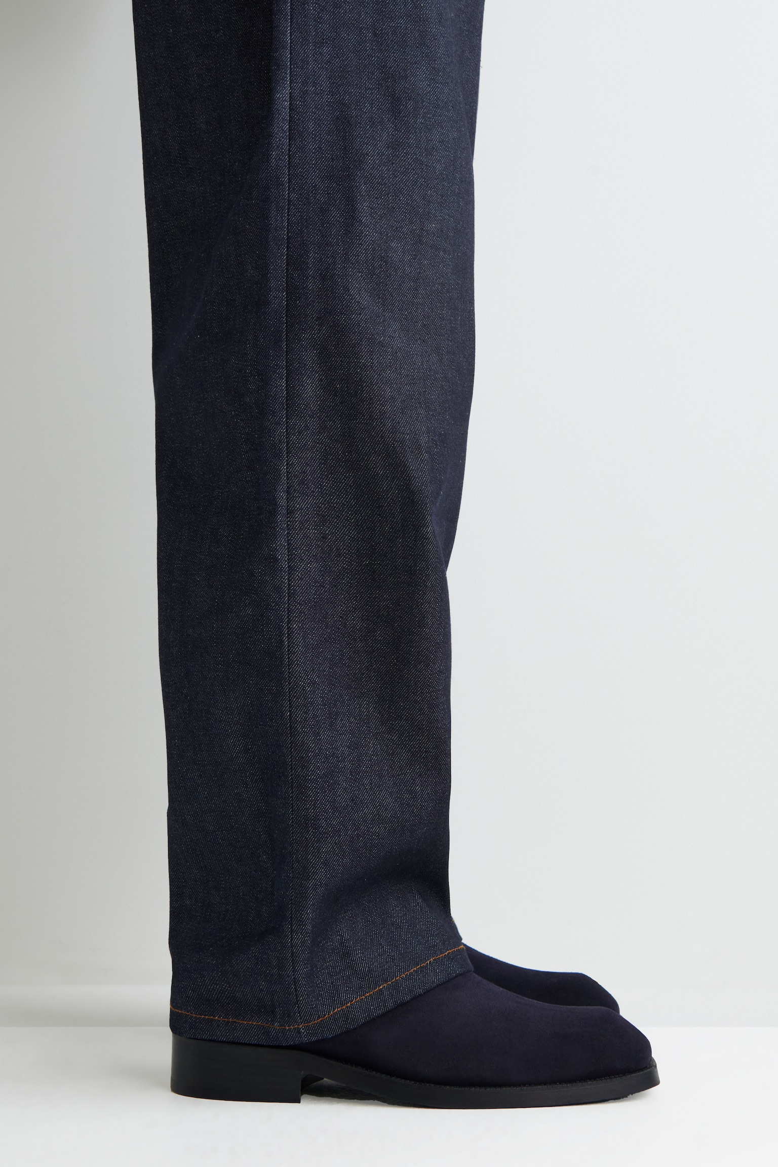 SQUARE-TOE LEATHER CHELSEA BOOTS - NAVY/BLACK - 5