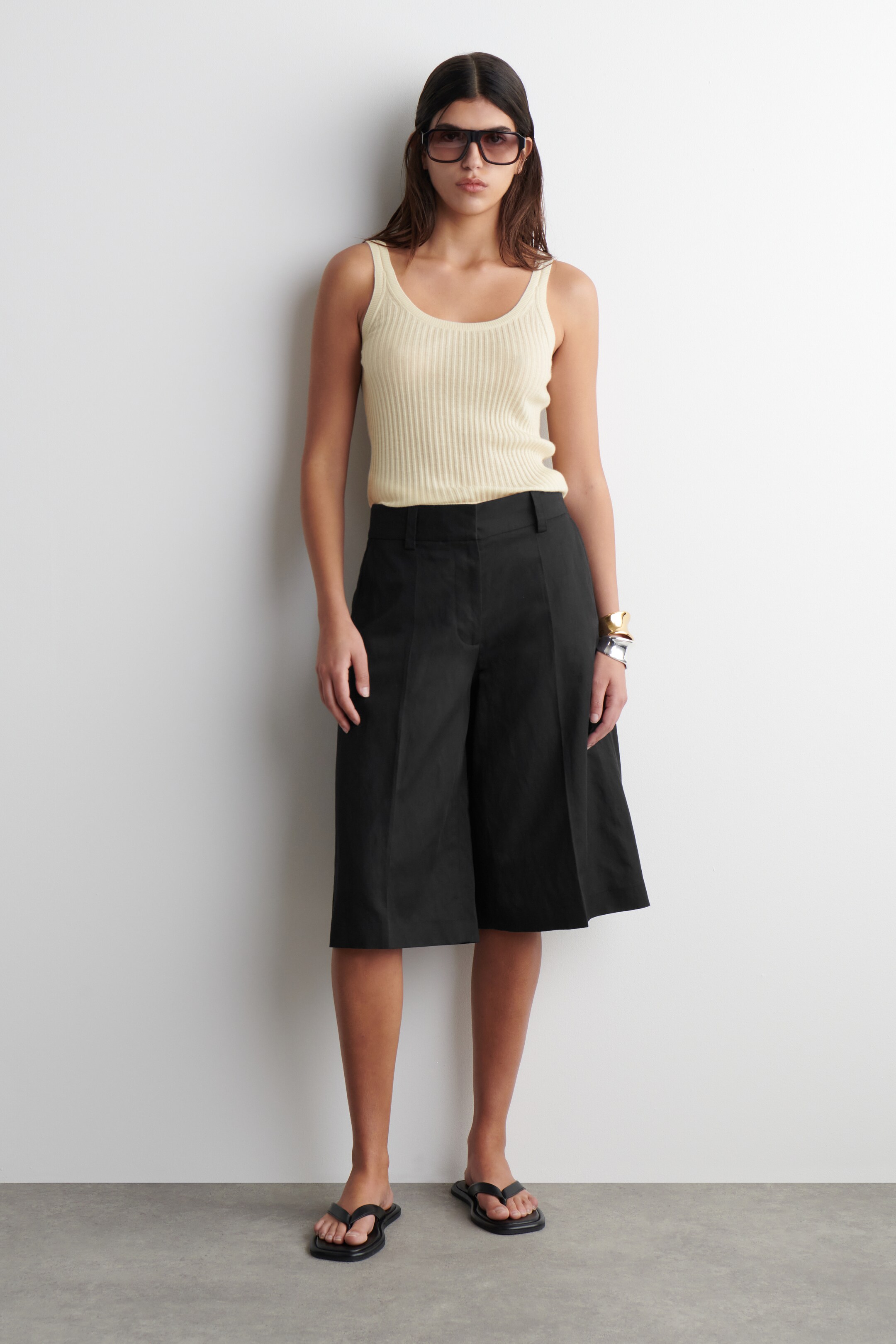 Agrandir l'image: DÉBARDEUR CÔTELÉ EN CACHEMIRE ET SOIE - JAUNE BEURRE - FEMME | H&M CH 3