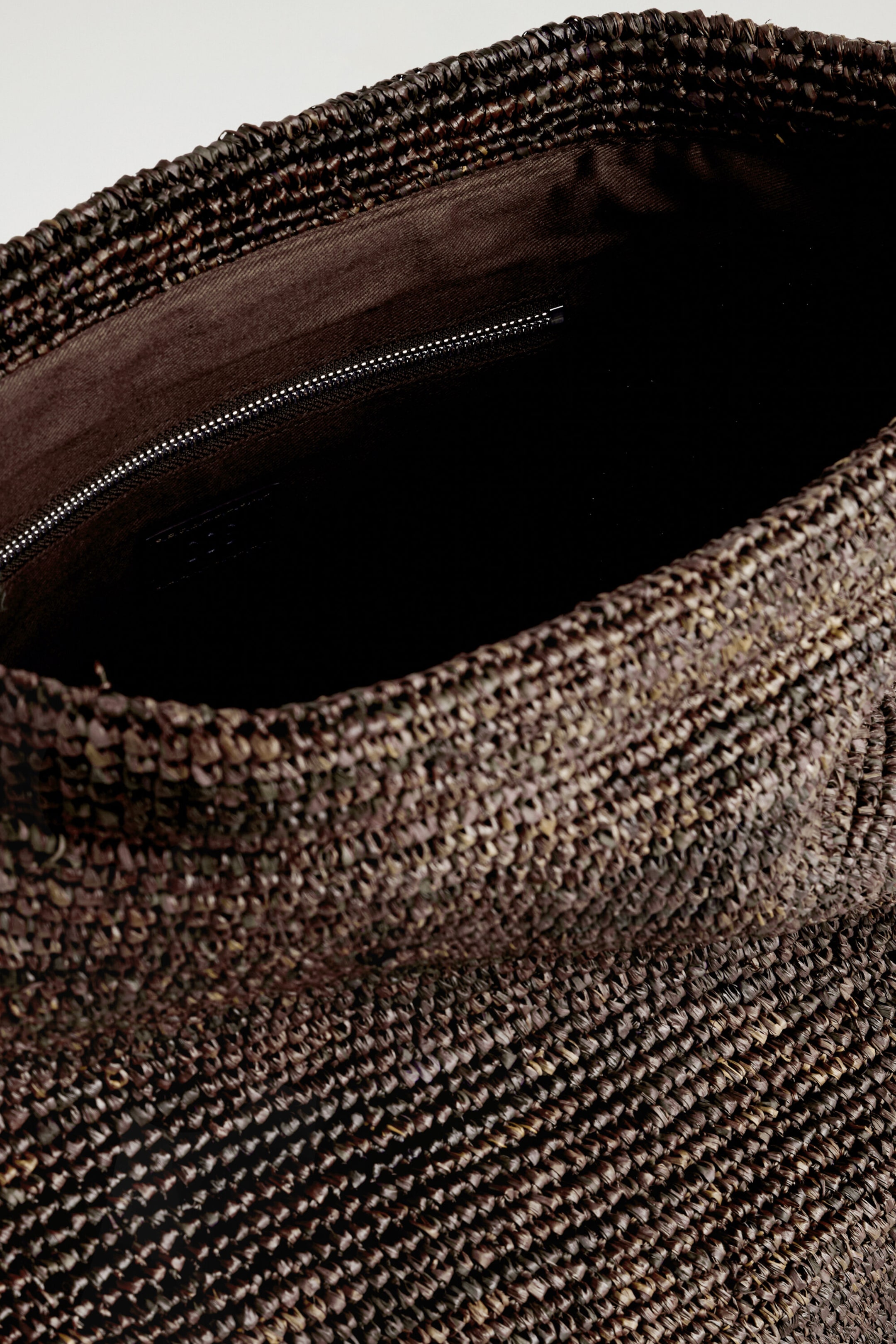 StillMedia/DescriptiveDetail