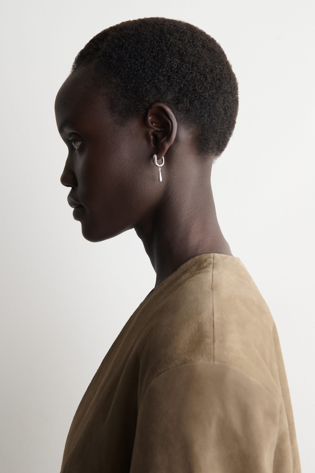 MISMATCHED TEARDROP HOOP EARRINGS — SILVER