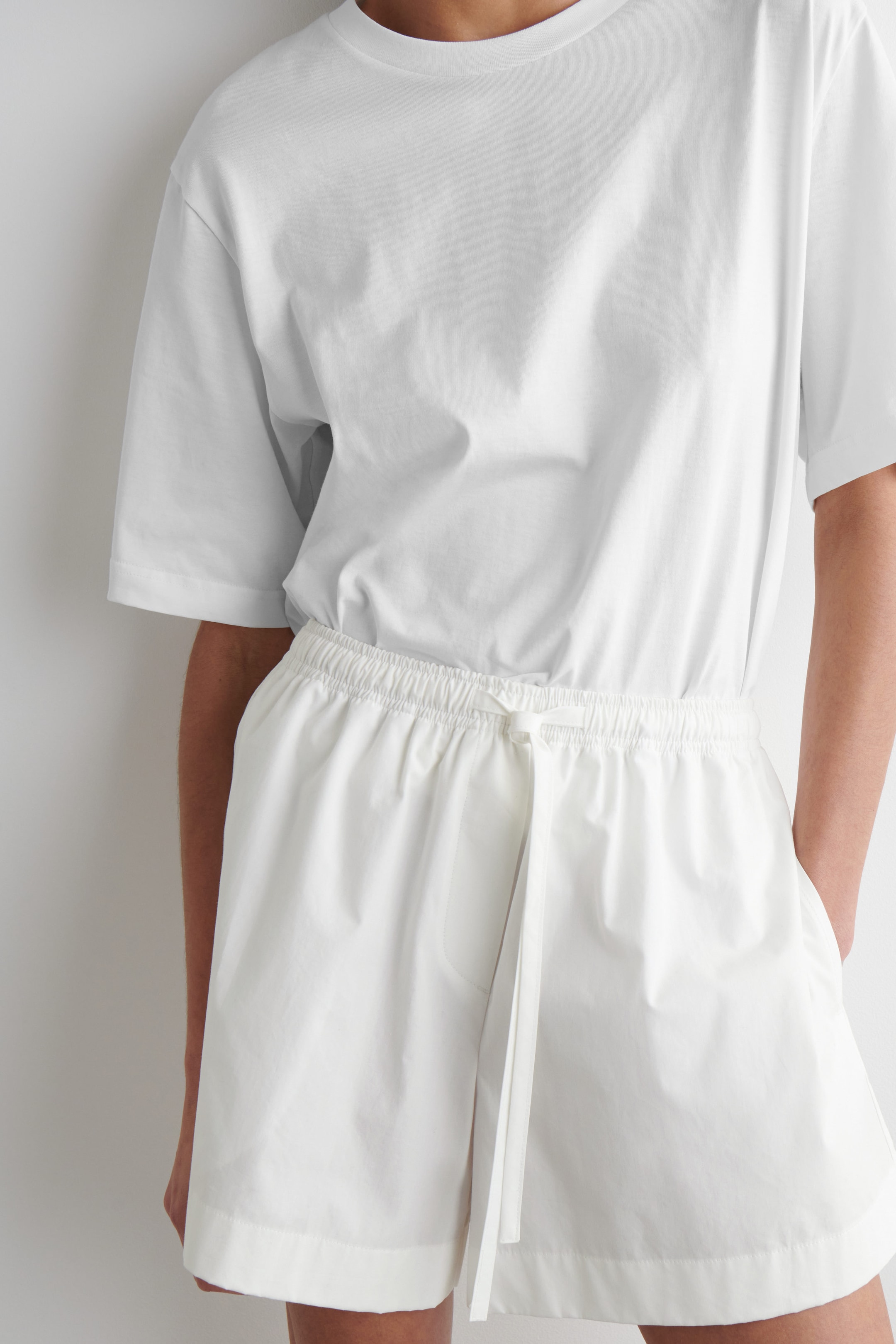DRAWSTRING COTTON SHORTS