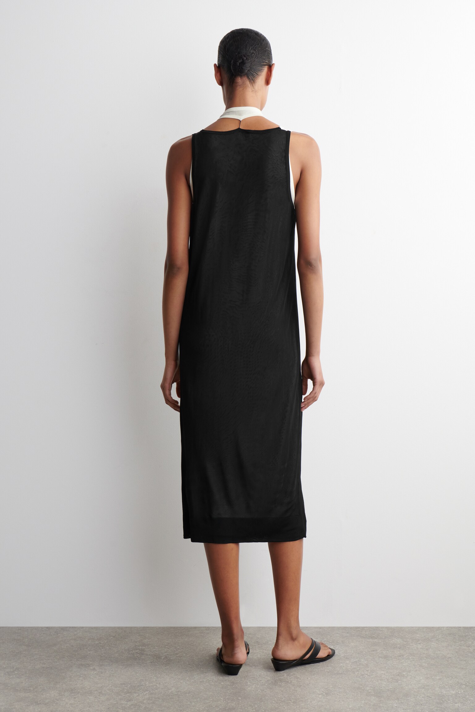 ABITO MIDI IN MAGLIA CON EFFETTO SOVRAPPOSTO - NERO / BIANCO - 3