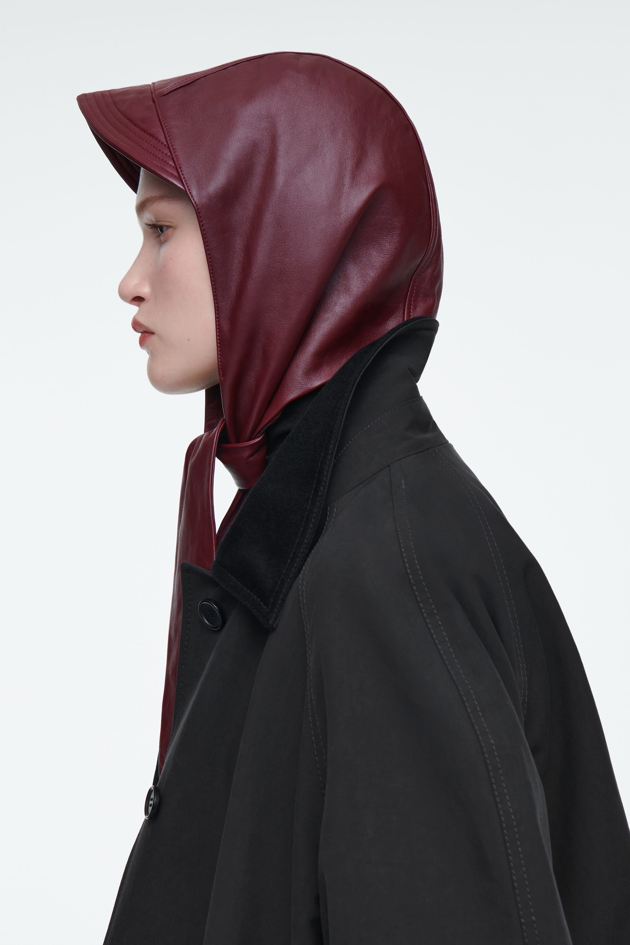 PEAKED LEATHER HOOD