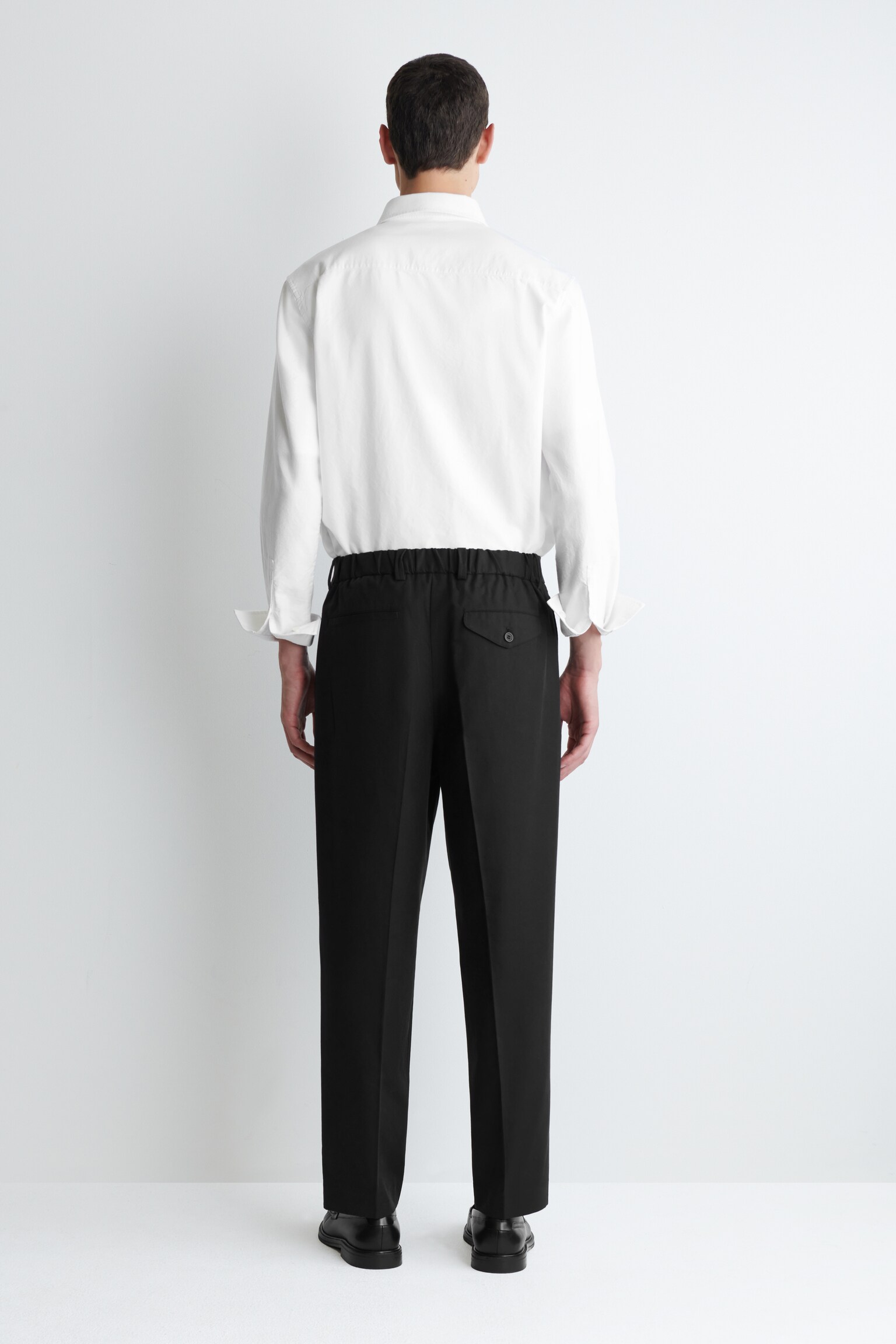 PANTALÓN SARGA DE ALGODÓN PIERNA RECTA CON PINZAS - NEGRO/TOPO/TOPO OSCURO - 3