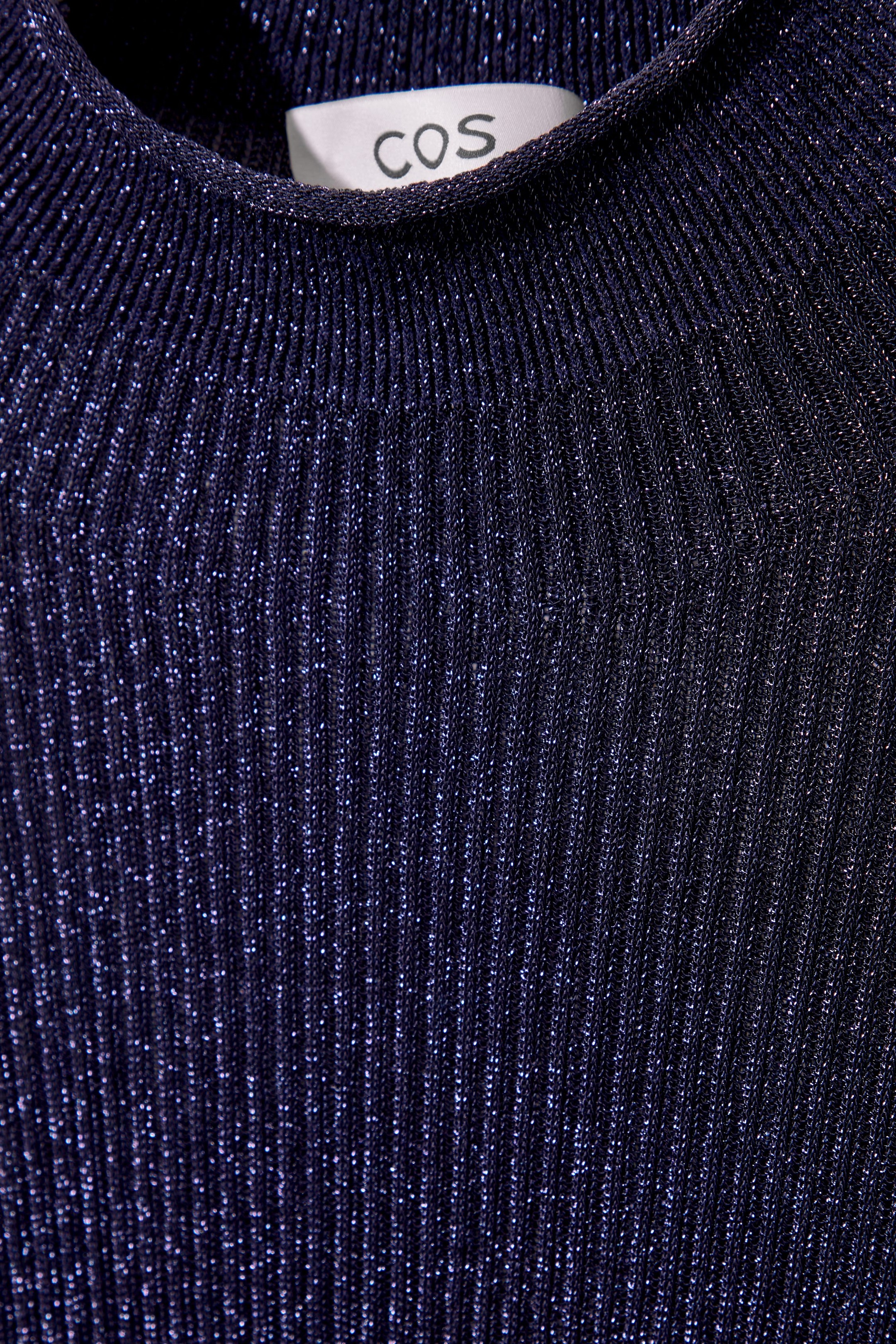 StillMedia/DescriptiveDetail