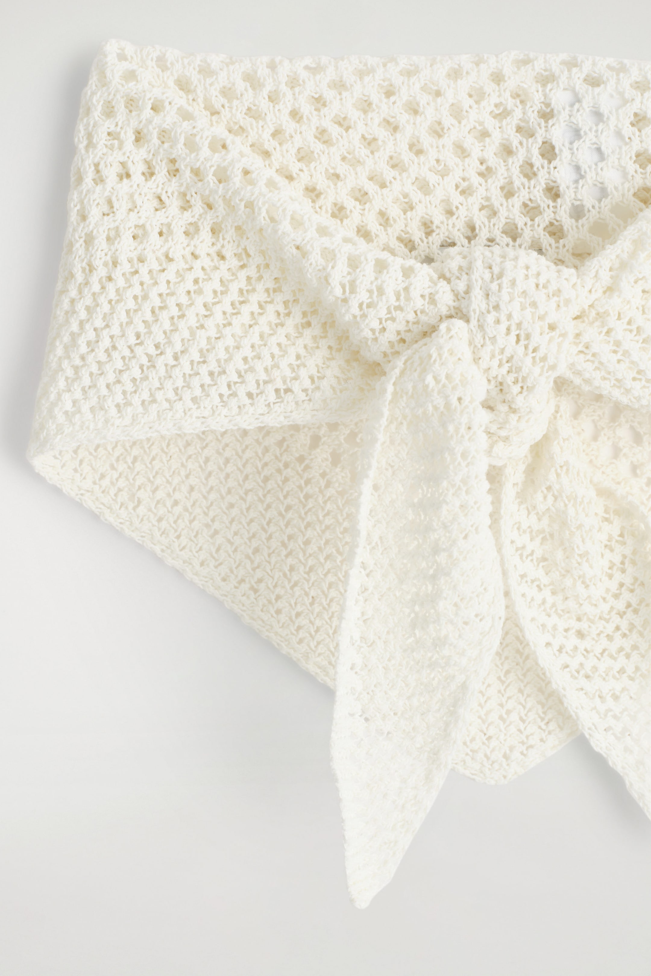 POINTELLE-KNIT TRIANGLE SCARF