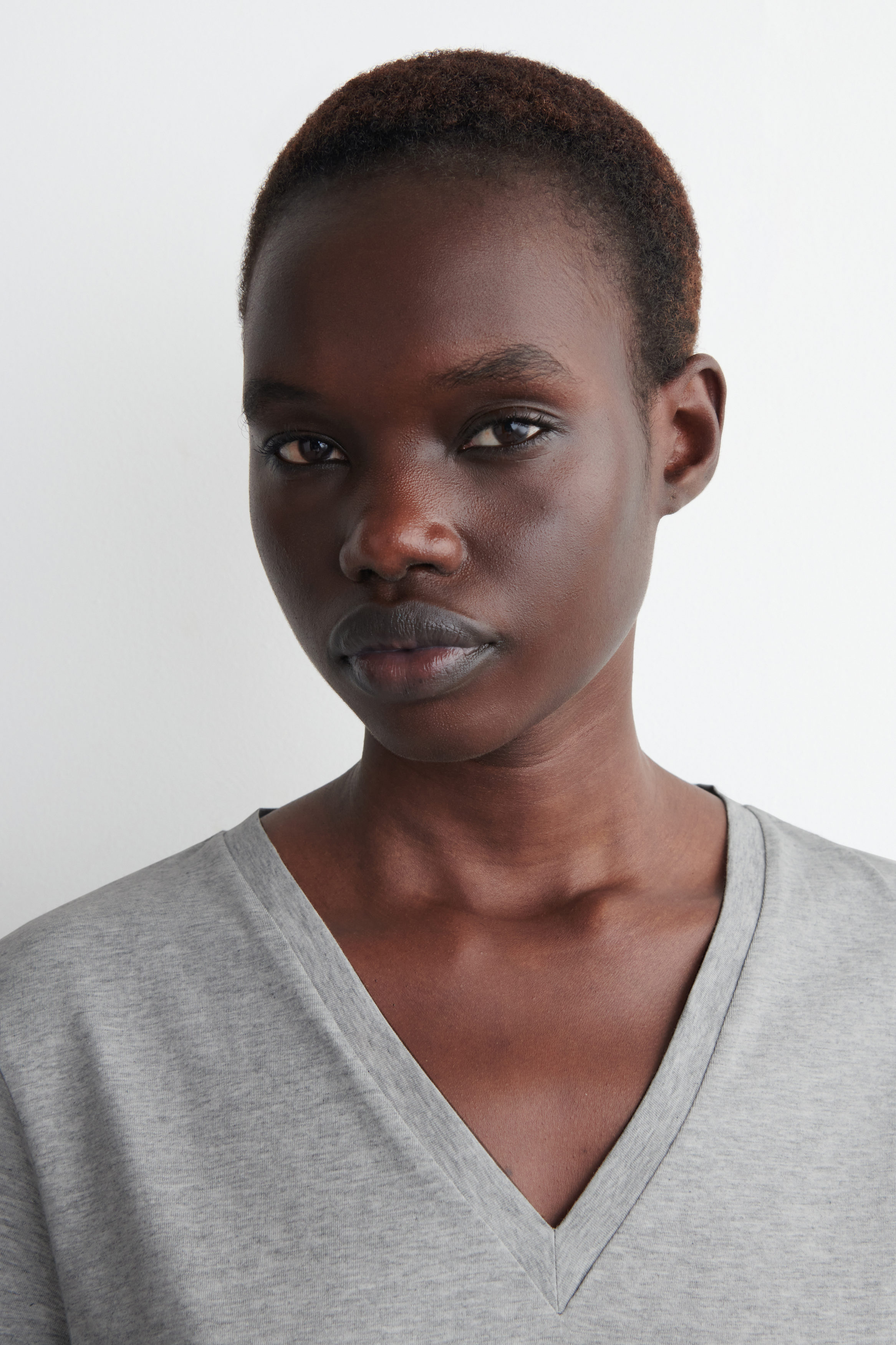 V-NECK COTTON T-SHIRT - GRAY MÉLANGE | COS US