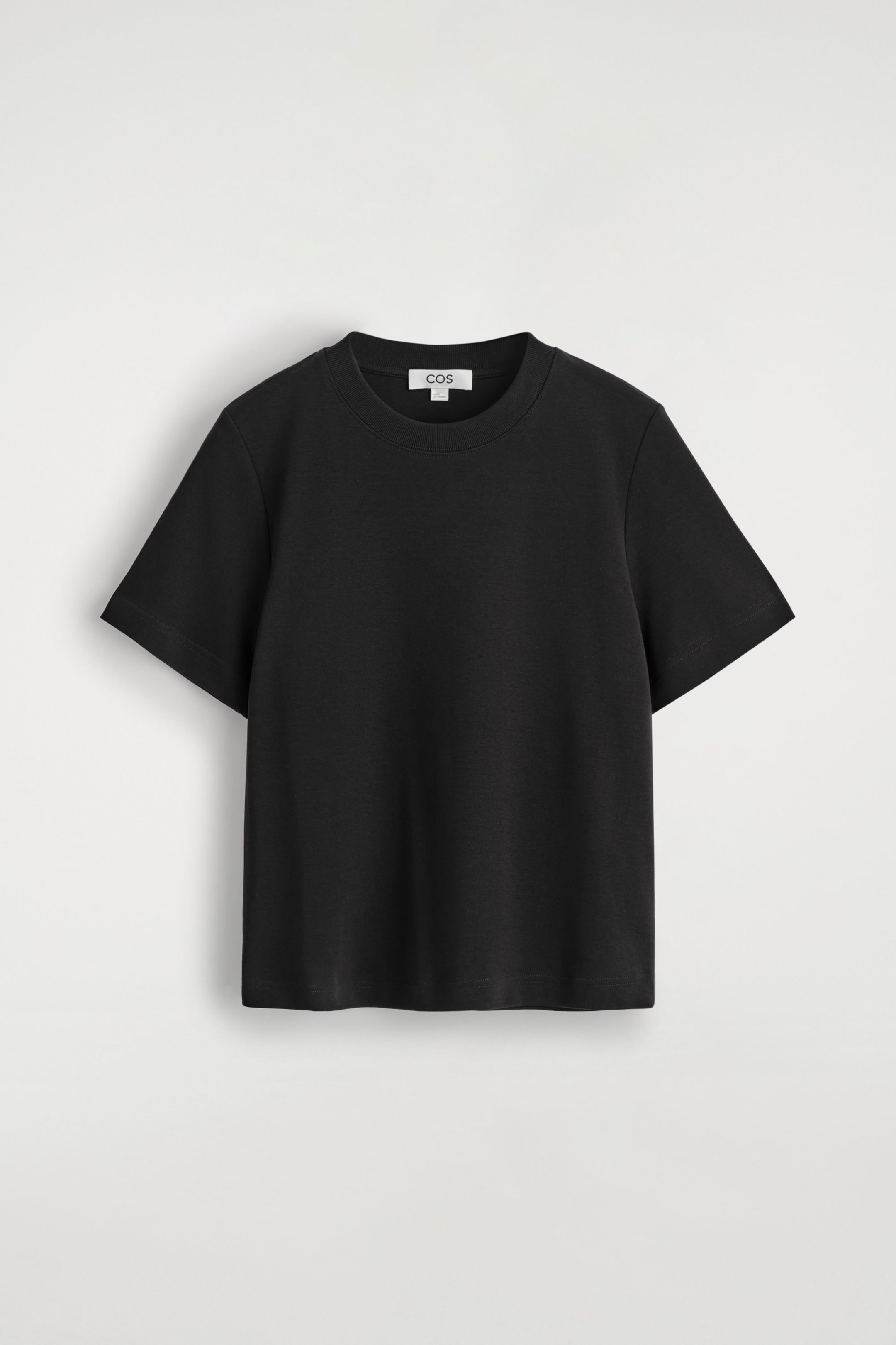 CLEAN CUT T-SHIRT